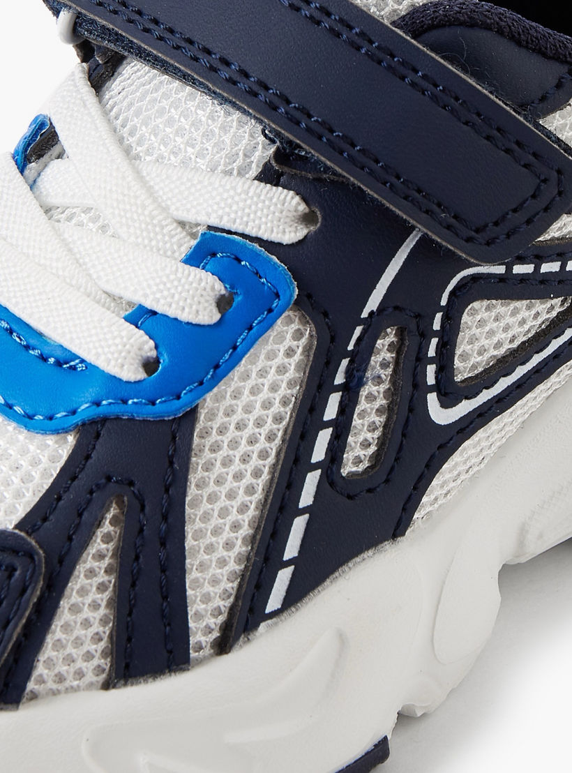 حذاء سنيكرز بشريط إغلاق لاصق للأولاد من جونيورز-boys-shoes-sneakers-image-4