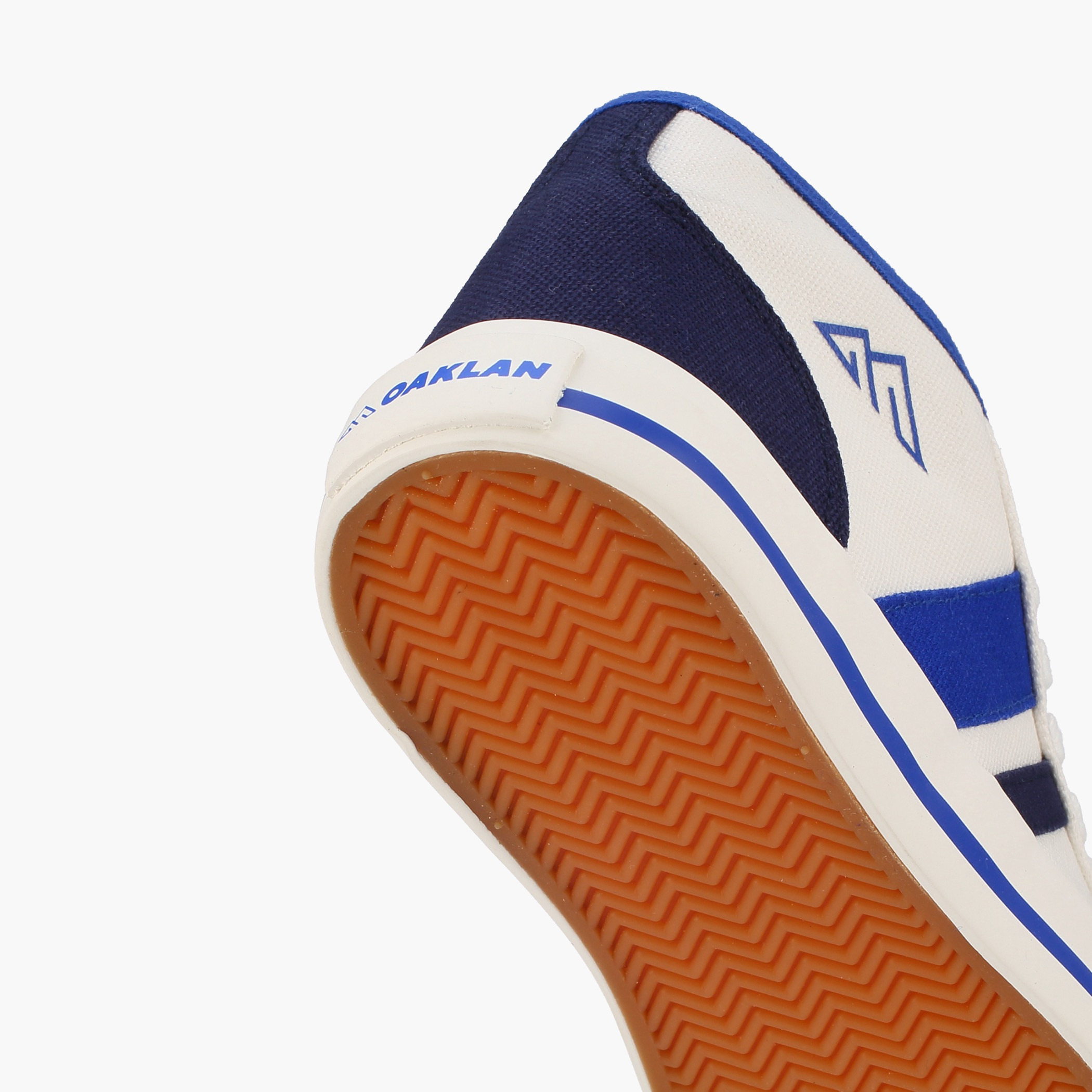 حذاء سنيكرز للكاحل بقوالب ملونة ورباط إغلاق للأولاد من أوكلان من شو إكسبريس-boys-shoes-sneakers-image-5
