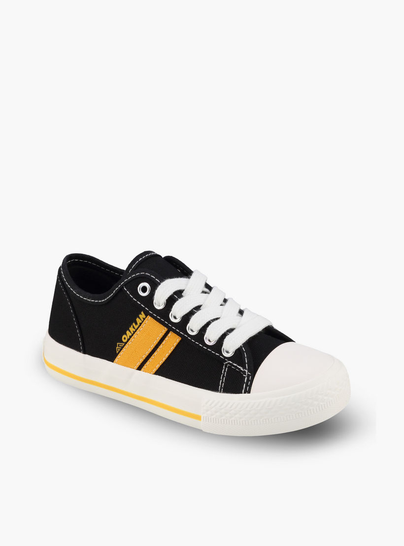حذاء سنيكرز برباط وقوالب ملونة للأولاد من أوكلان بواسطة شو إكسبريس-boys-shoes-sneakers-image-2
