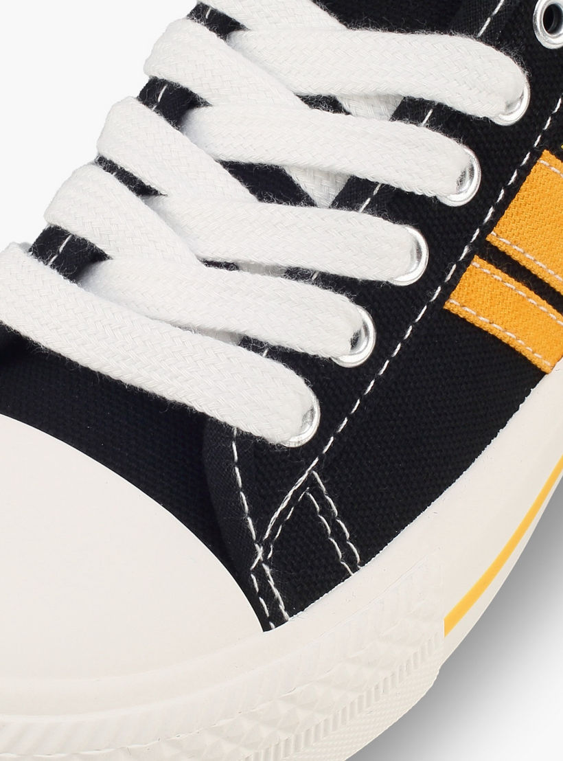 حذاء سنيكرز برباط وقوالب ملونة للأولاد من أوكلان بواسطة شو إكسبريس-boys-shoes-sneakers-image-4