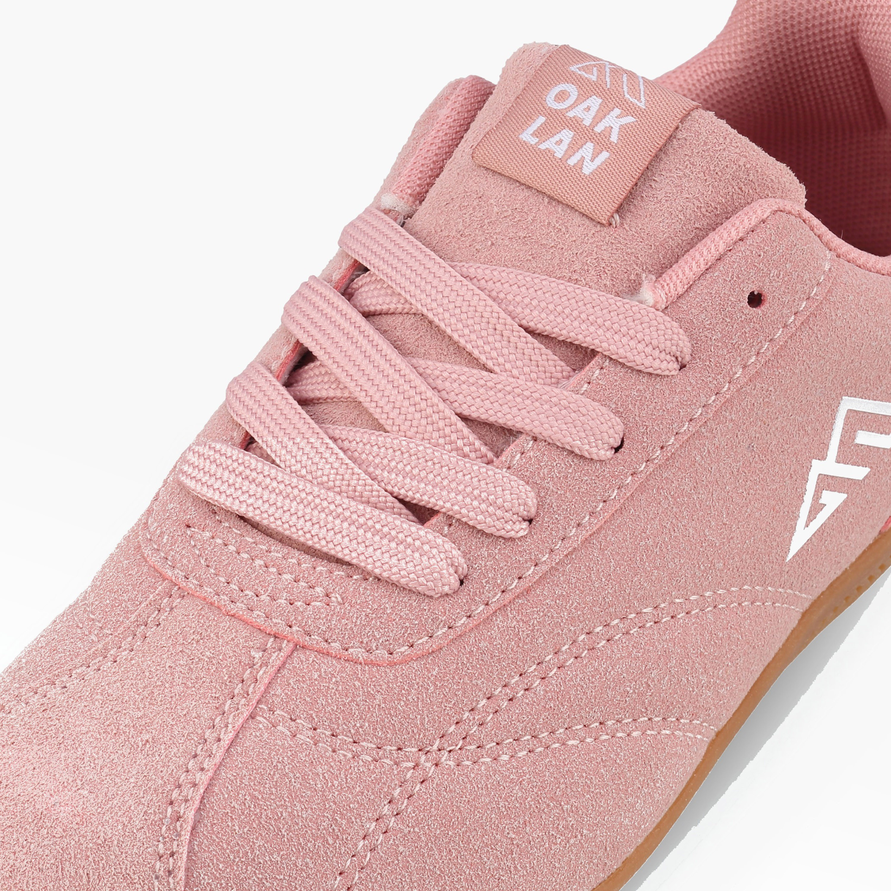 حذاء رياضي برباط وطبعات من أوكلان من شو إكسبريس-girls-shoes-sneakers-image-4