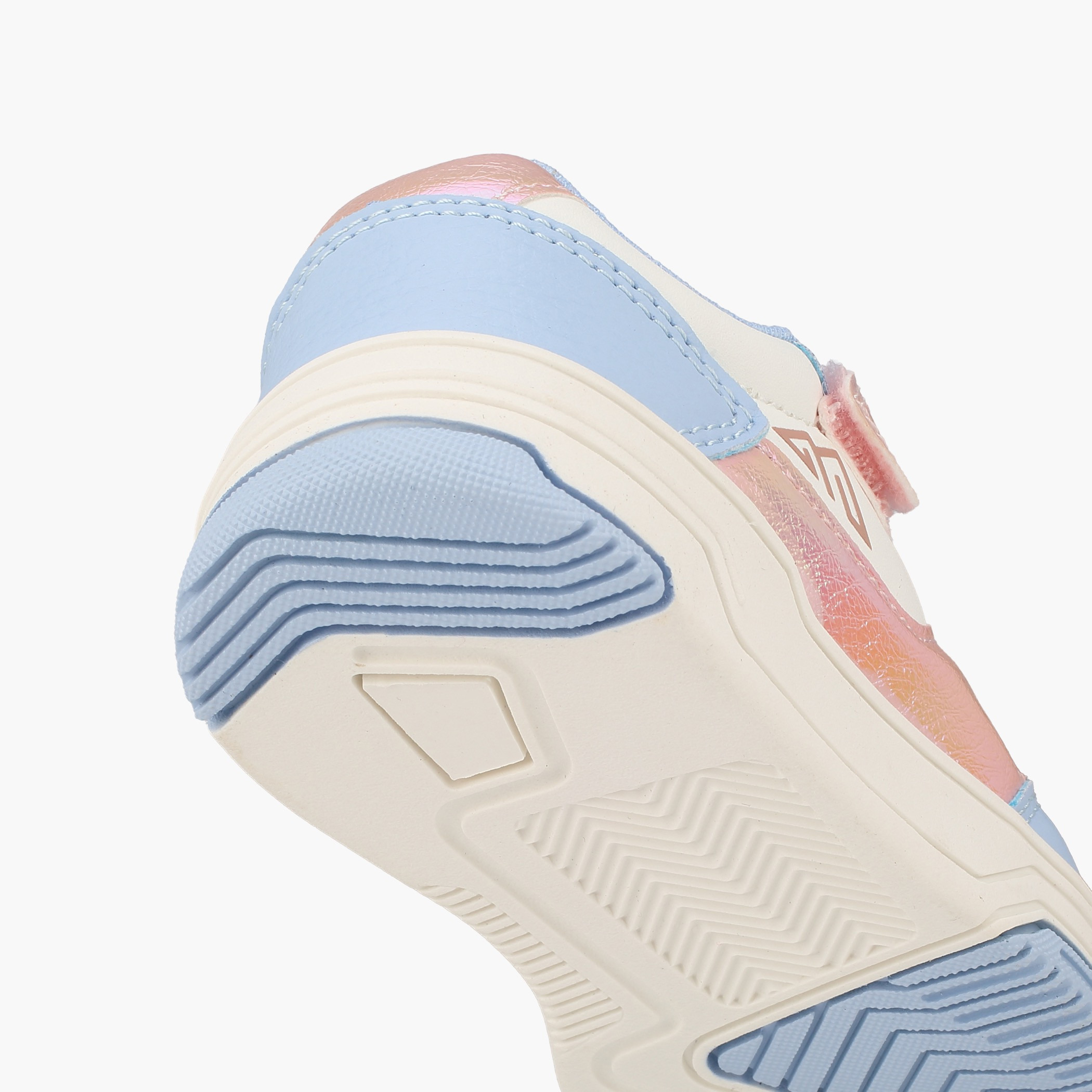 Oaklan by Shoexpress Ankle Sneakers with Colourblock Design-baby-girls-shoes-closedshoes-image-15