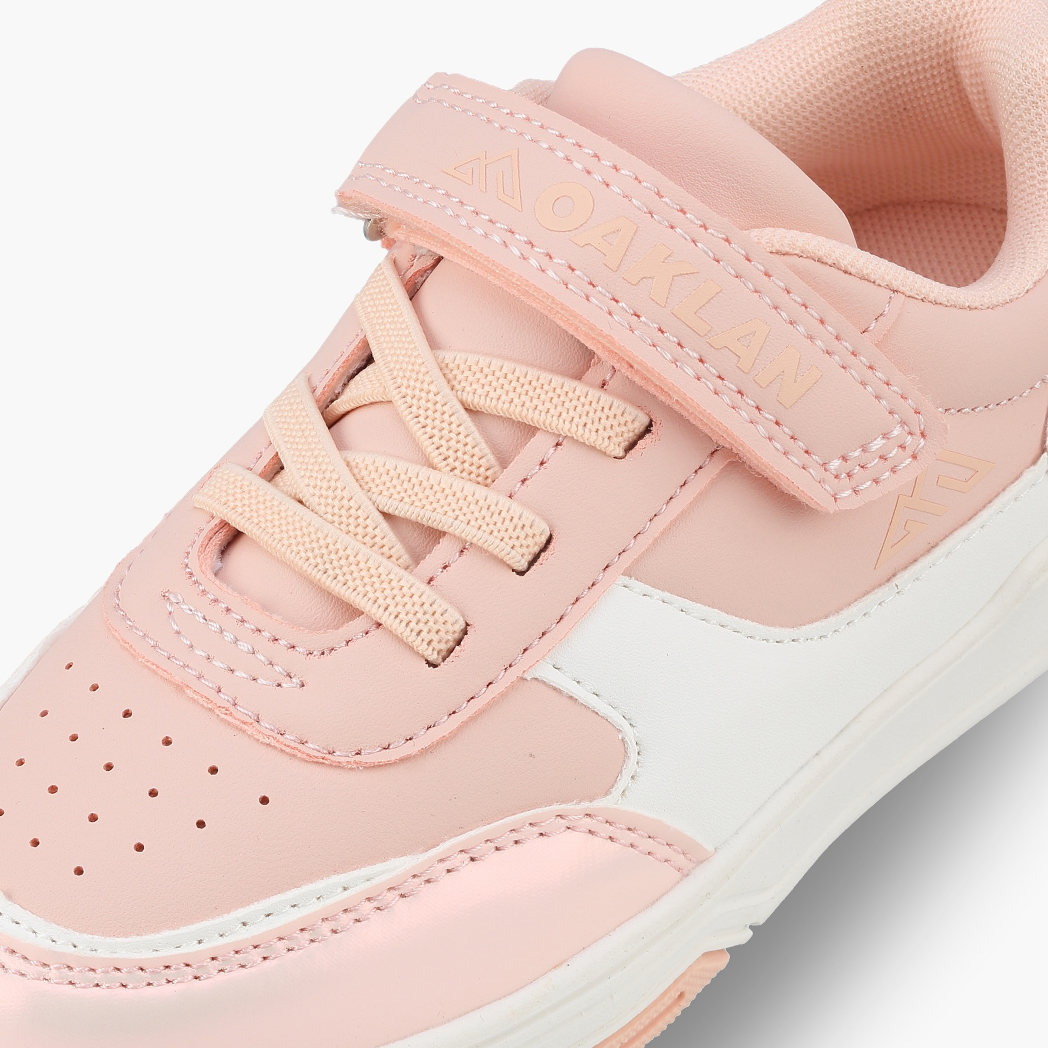 Oaklan by Shoexpress Ankle Sneakers with Colourblock Design-baby-girls-shoes-closedshoes-image-4