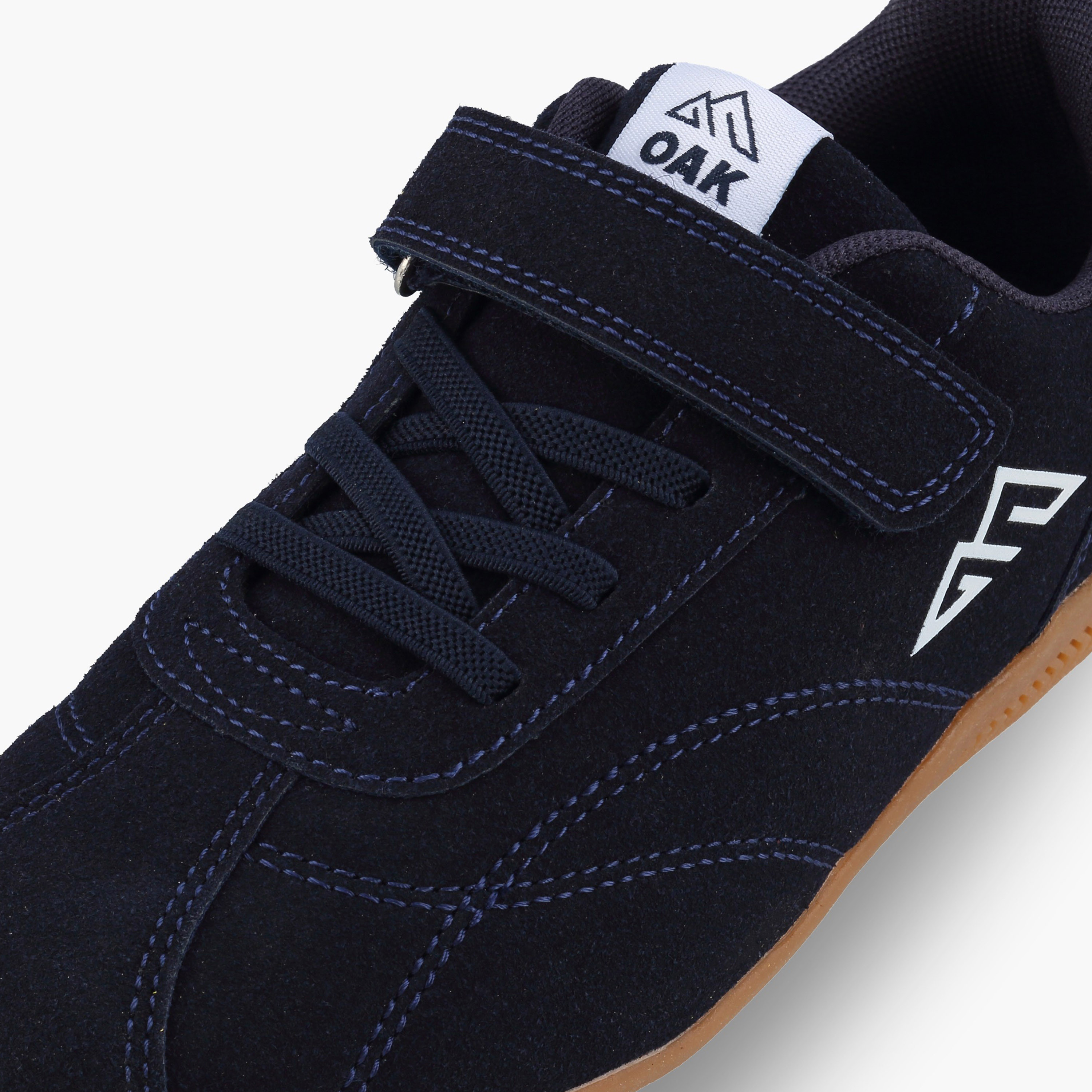 حذاء رياضي بشريط إغلاق وطبعات من أوكلان من شو إكسبريس-boys-shoes-sneakers-image-4