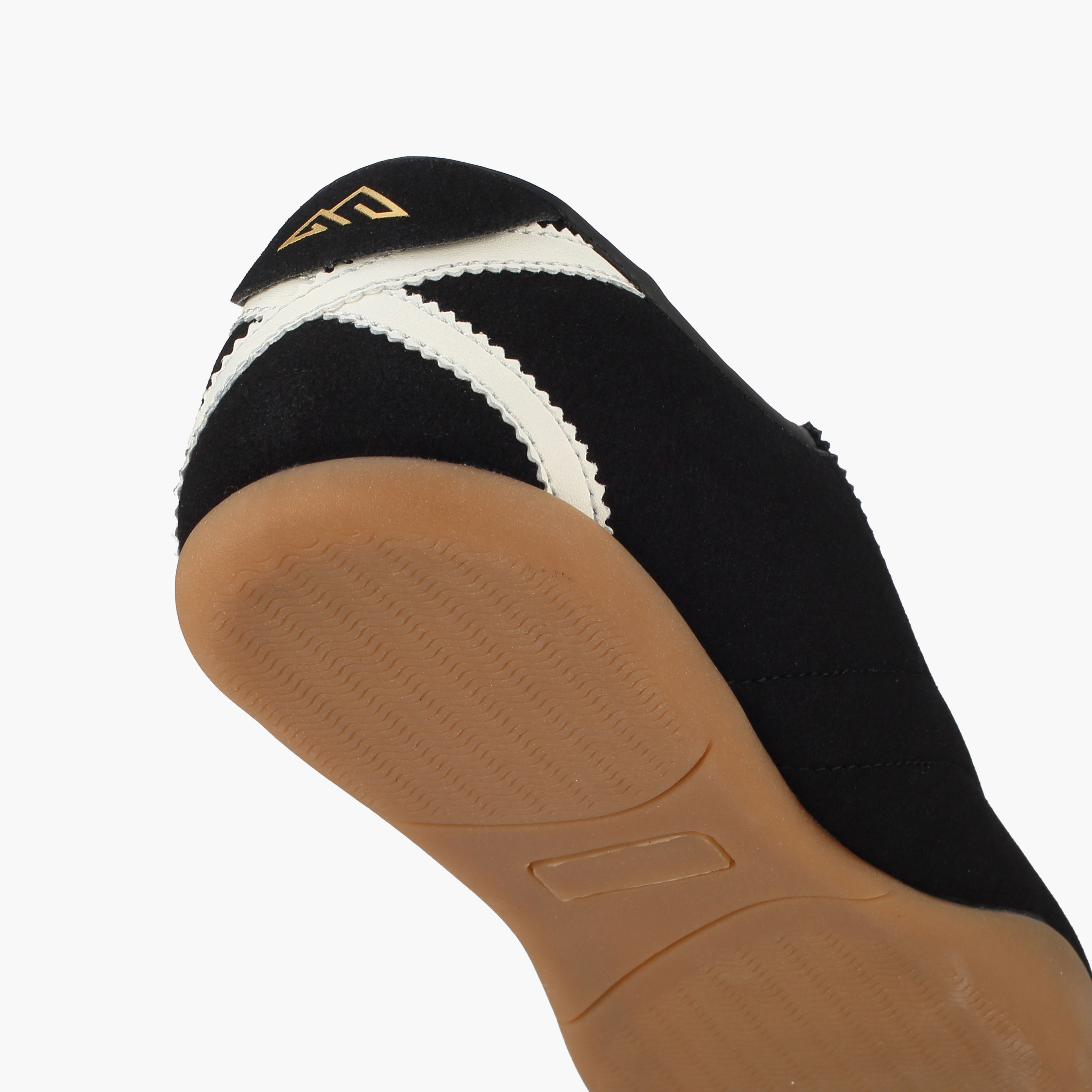 حذاء سنيكرز برباط للنساء من أوكلان من شو إكسبرس-women-shoes-sneakers-image-5