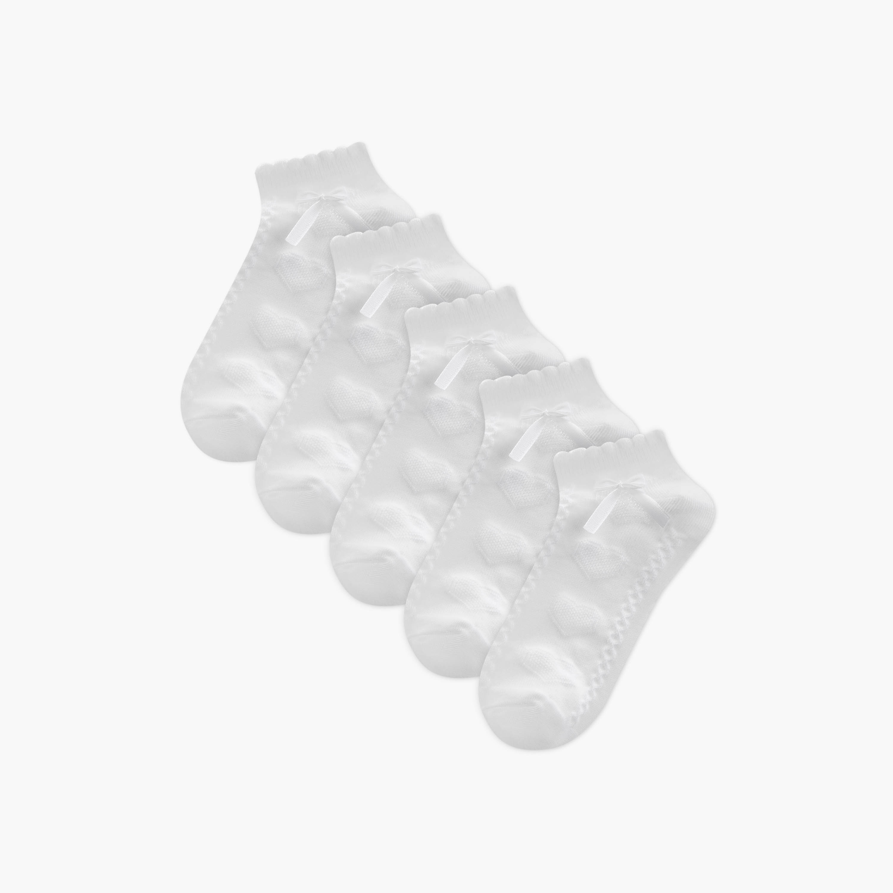 جوارب سادة بطول الكاحل بحواف صدفية وفيونكة - طقم من 5 أزواج-girls-accessories-socks-image-1