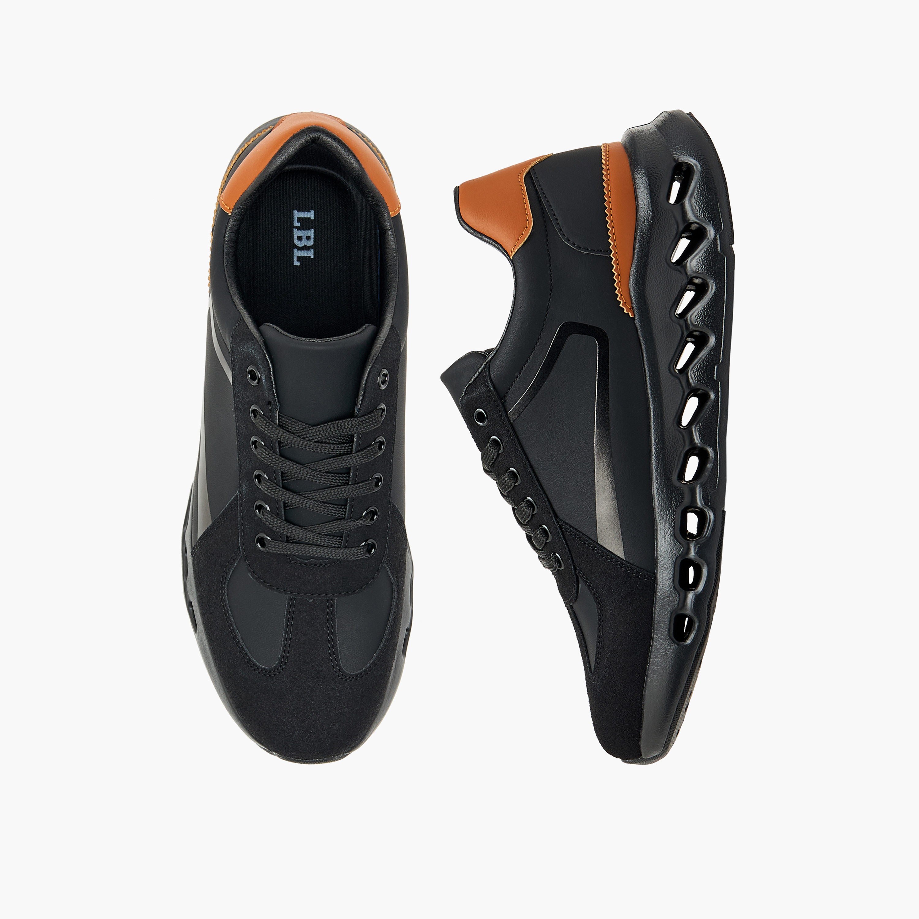 حذاء سنيكرز طول الكاحل برباط إغلاق من إل بي إل من شو إكسبرس-men-shoes-sneakers-image-1