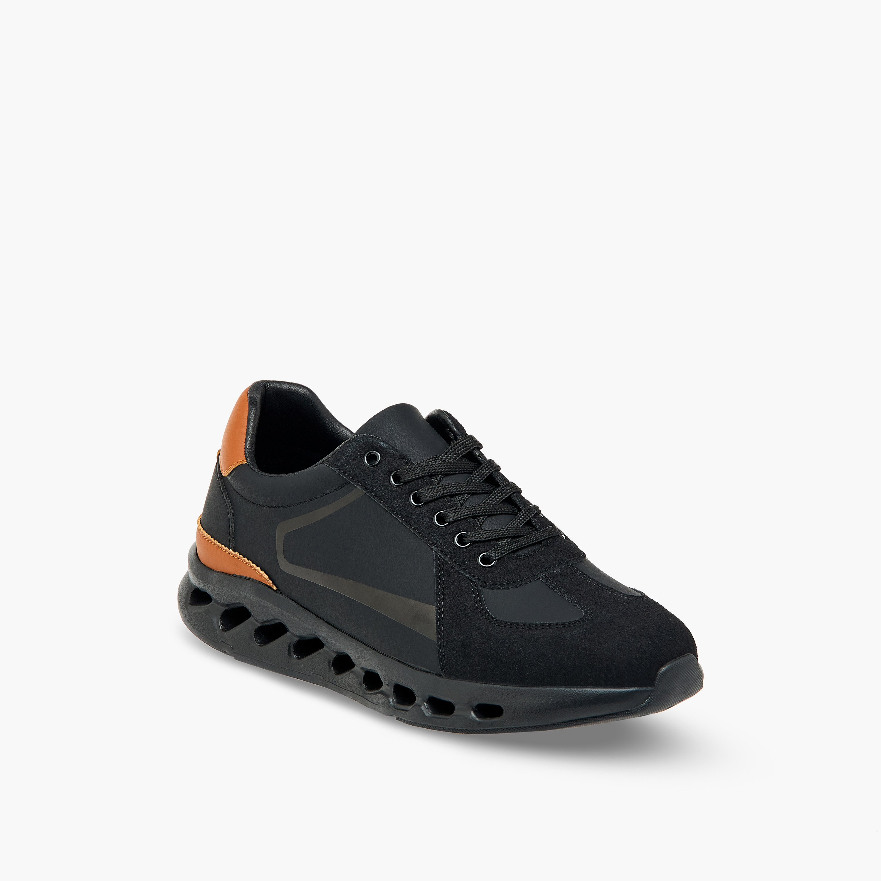 حذاء سنيكرز طول الكاحل برباط إغلاق من إل بي إل من شو إكسبرس-men-shoes-sneakers-image-2