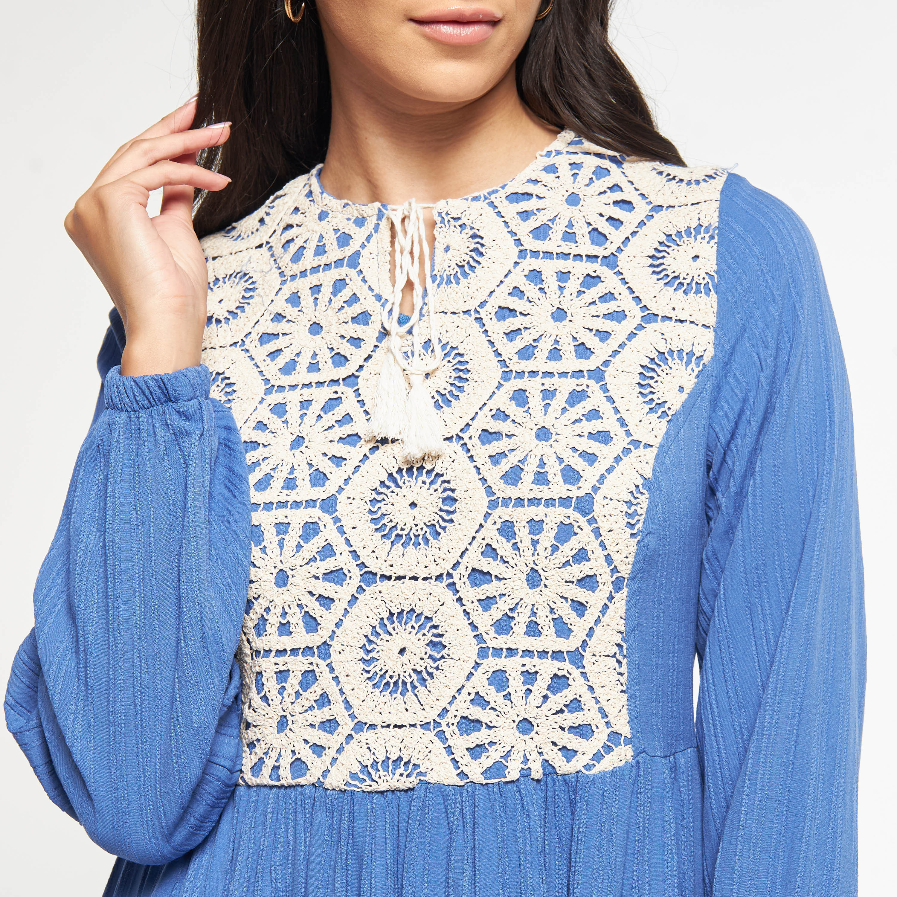 فستان طويلة مطرّز كروشيه بأكمام طويلة من فيور-women-clothing-dresses-image-12