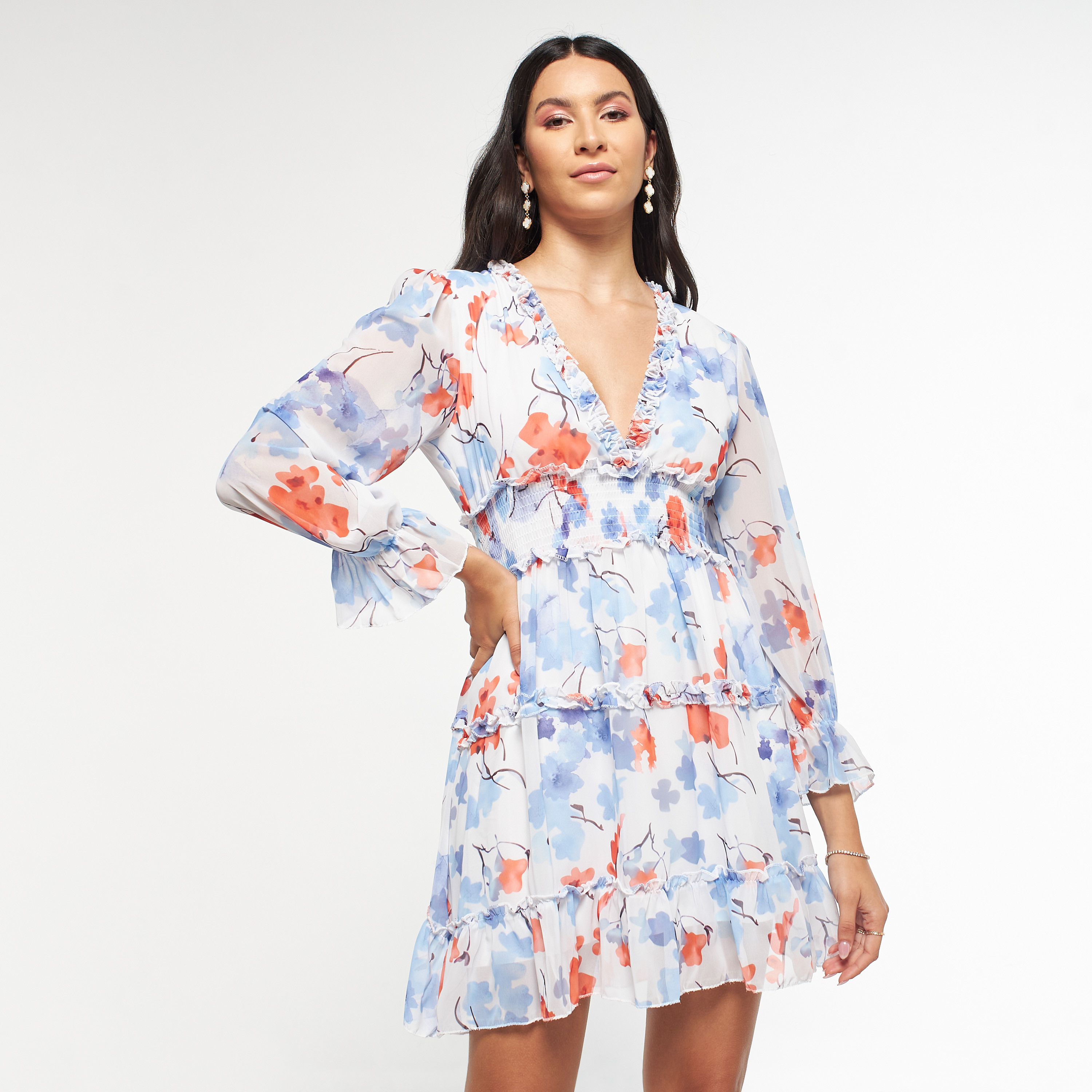 فستان متعدد الطبقات بياقة v وأكمام طويلة وطبعات أزهار من فيور-women-clothing-dresses-image-1