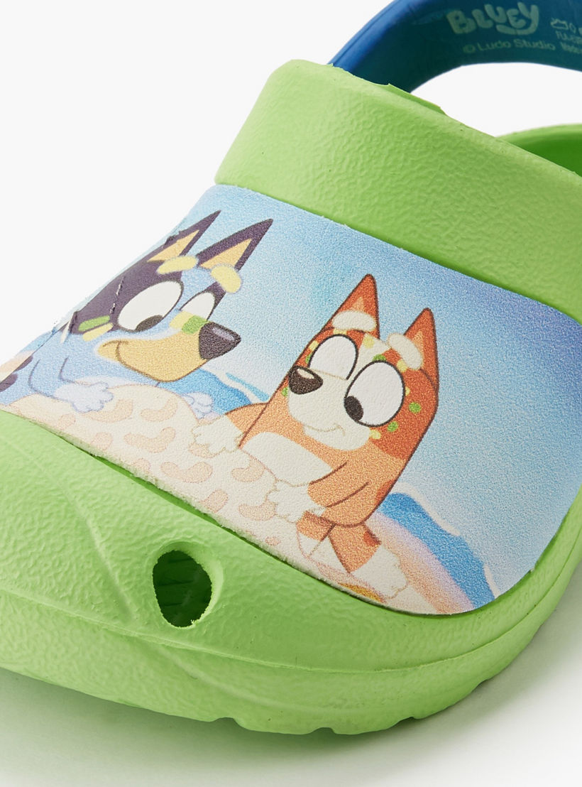 صندل كلوج بطبعات للأولاد من بلوي-boys-shoes-flipflopsandslides-image-4