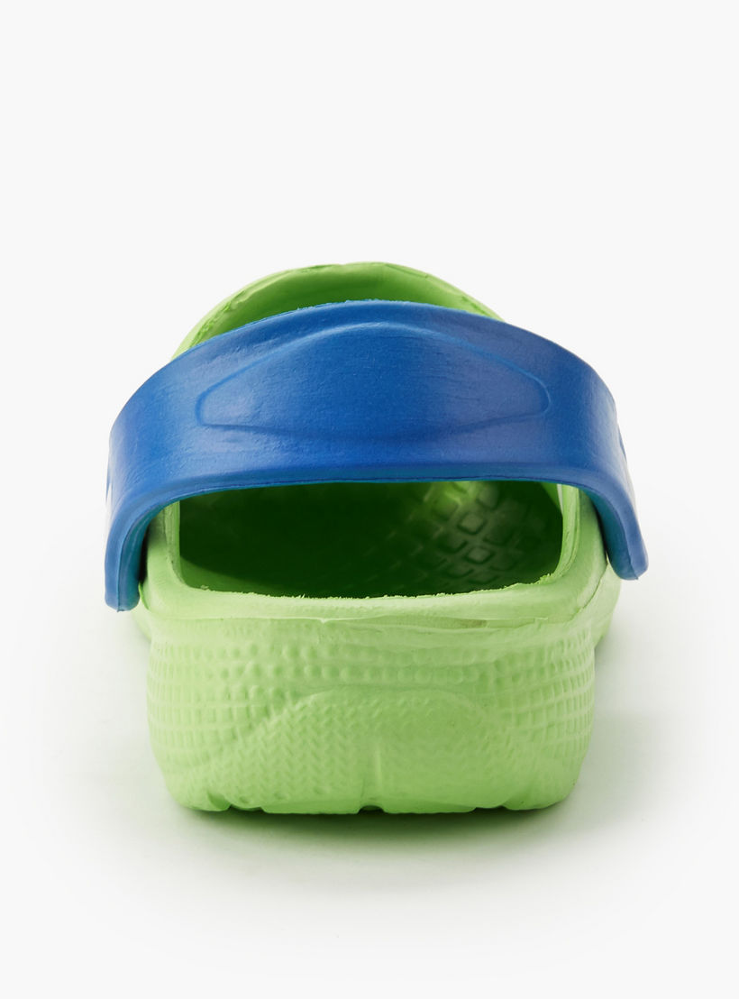 صندل كلوج بطبعات للأولاد من بلوي-boys-shoes-flipflopsandslides-image-5