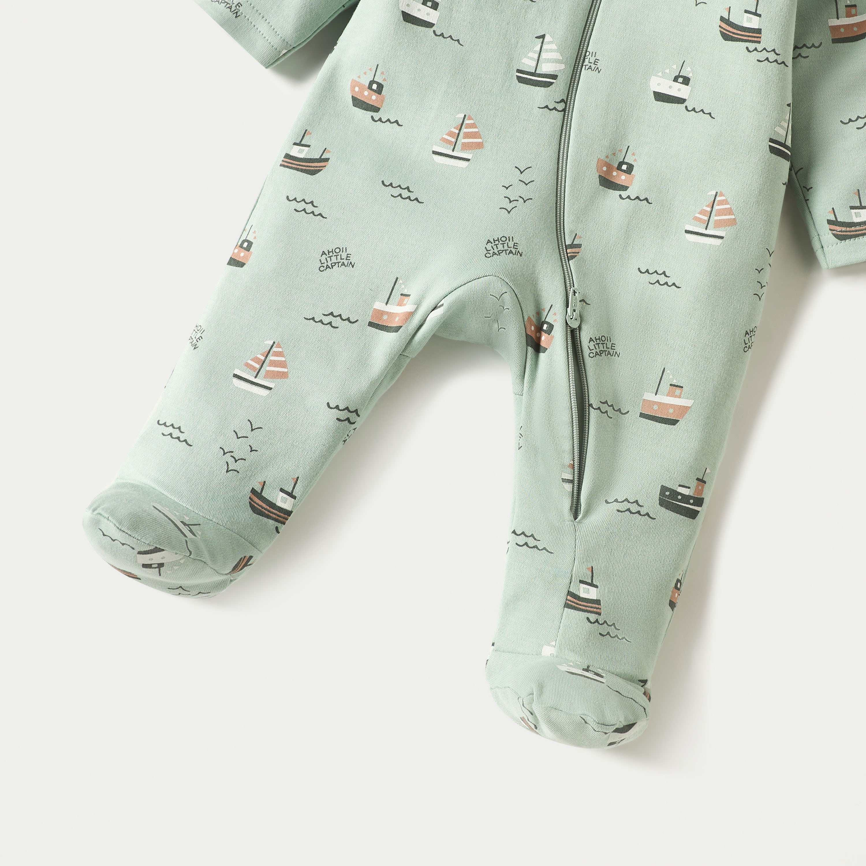 بدلة نوم بأكمام طويلة وسحاب إغلاق وطبعات من جونيورز-baby-boys-clothing-nightwear-sleepsuits-image-4