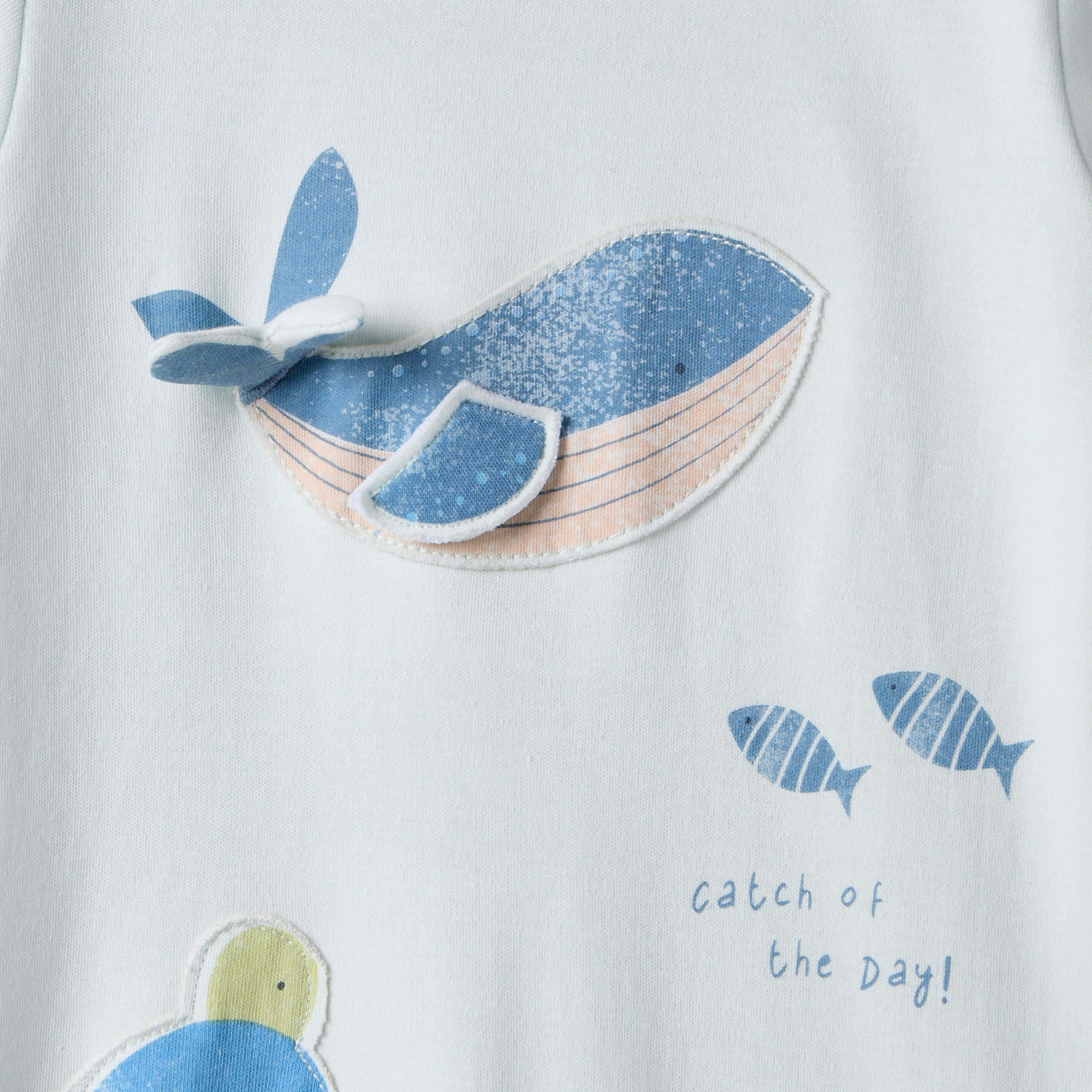 بدلة نوم قطن بياقة ضيقة وأكمام طويلة وزينة من جونيورز-baby-boys-clothing-nightwear-sleepsuits-image-4