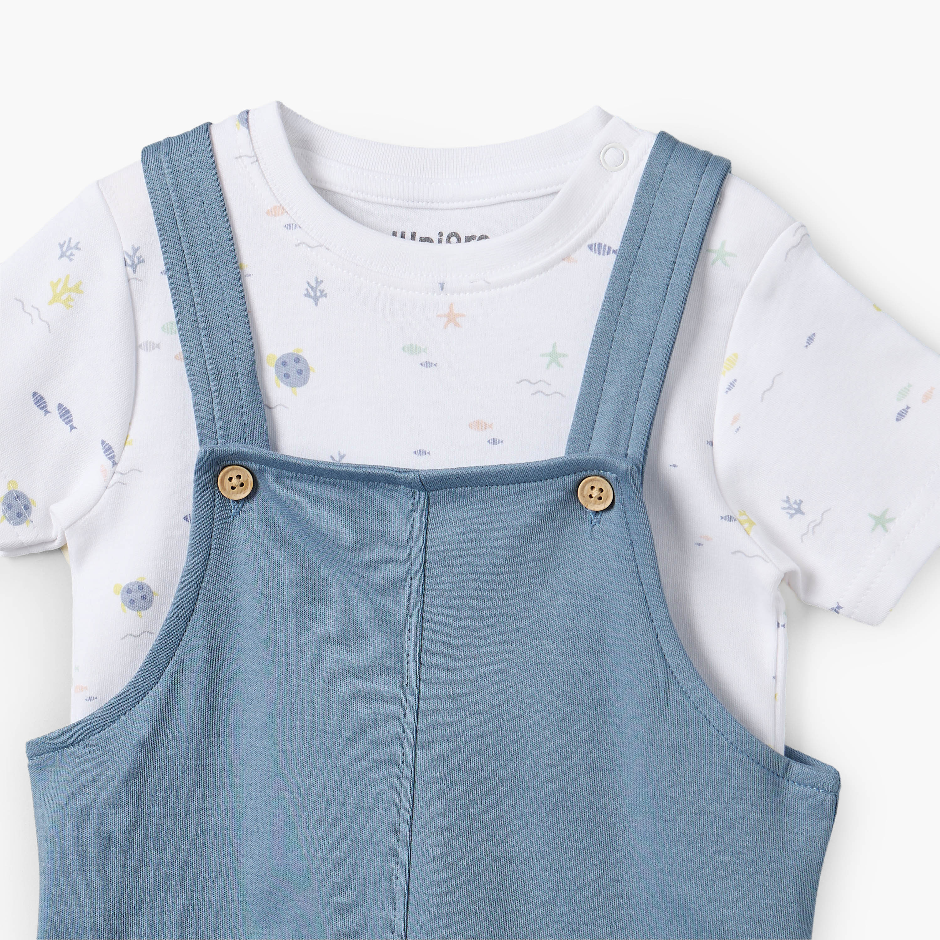 طقم دنغري وتيشيرت بياقة ضيقة وأكمام قصيرة وطبعات بحرية من جونيورز-baby-boys-clothing-setsandcoords-image-5