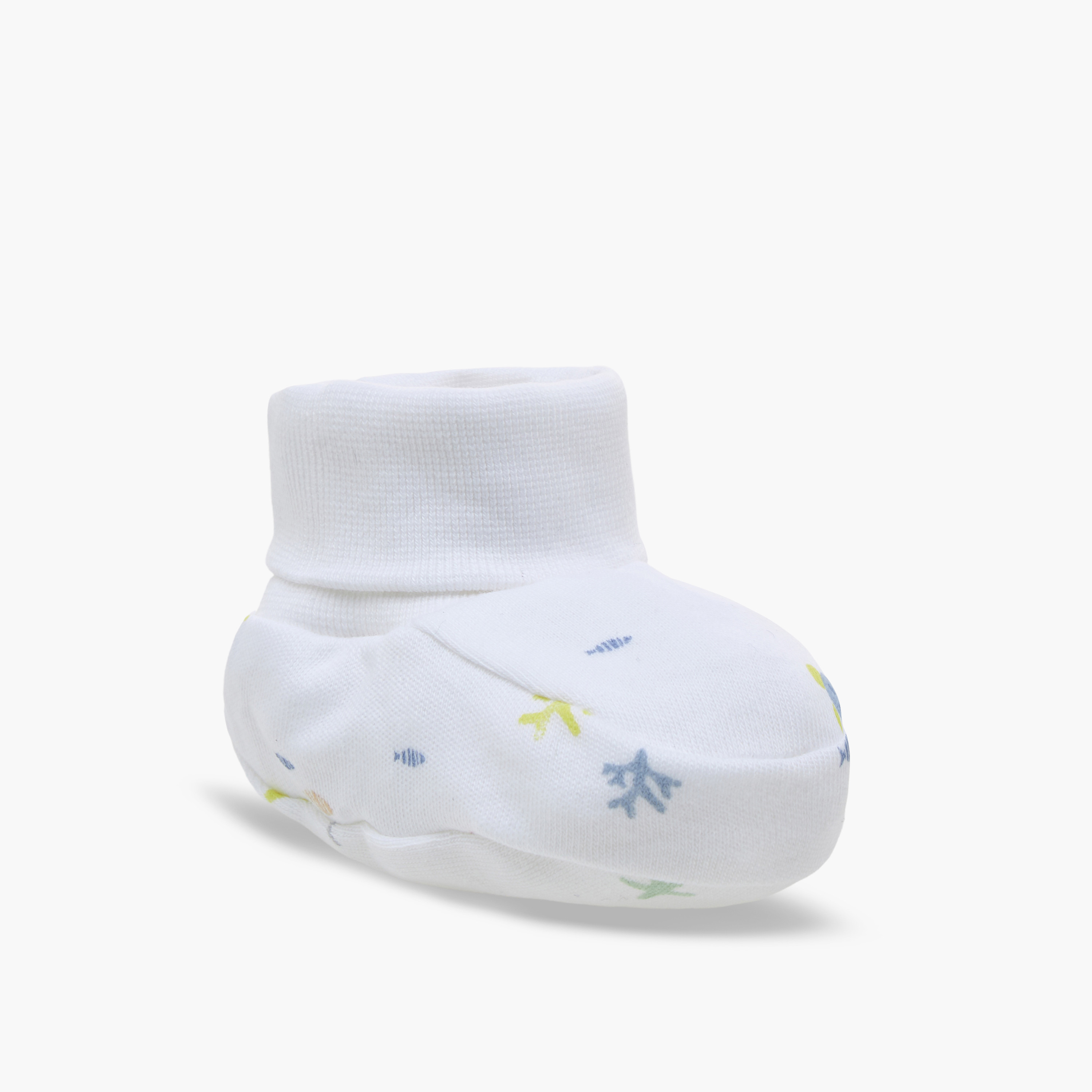 أبوات بحواف مطاطية وطبعات متنوعة من جونيورز - عبوة من زوجين-baby-boys-shoes-booties-image-7
