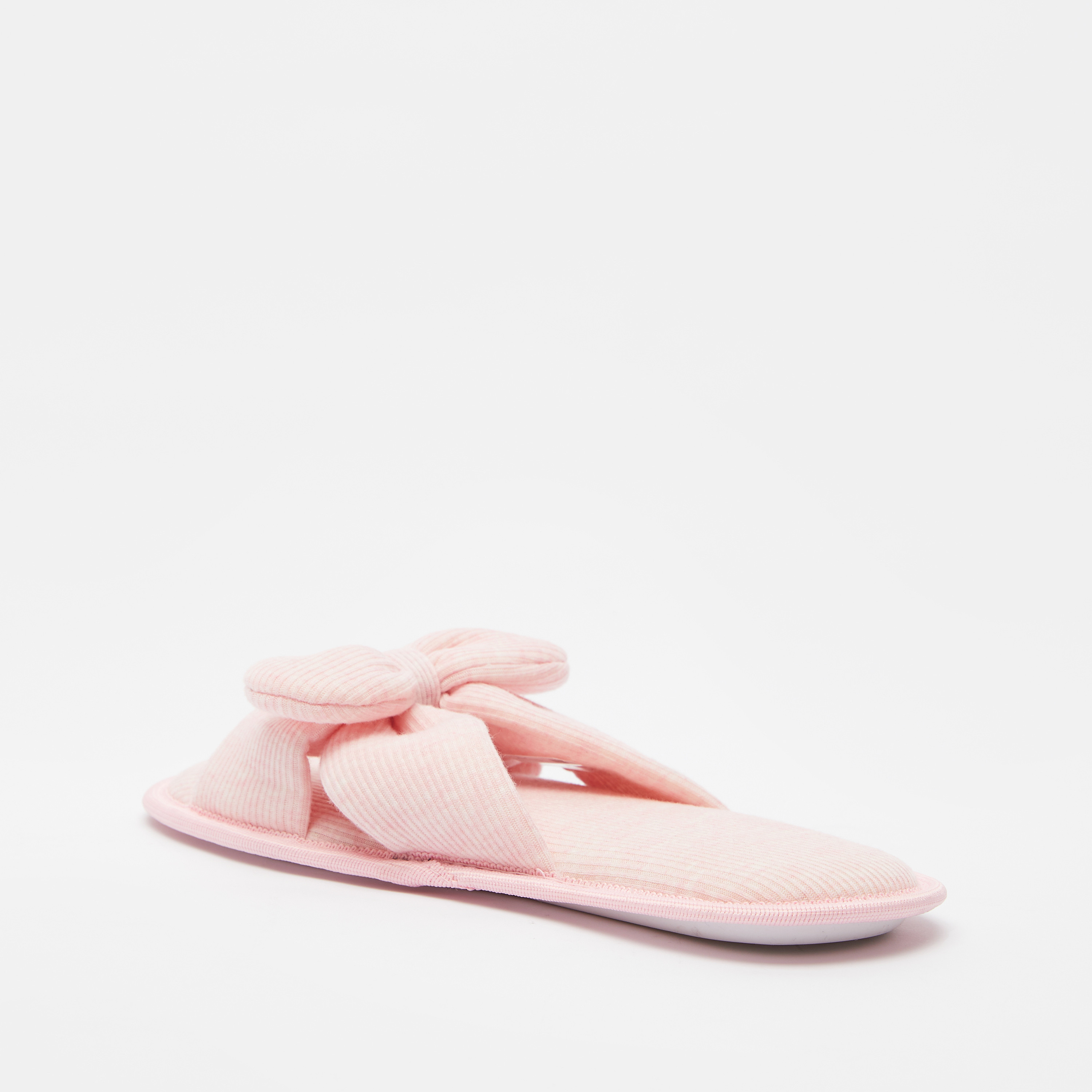 شبشب خفيف مخملي بمقدمة مفتوحة وزينة فيونكة-women-shoes-flipflopsandslides-image-3