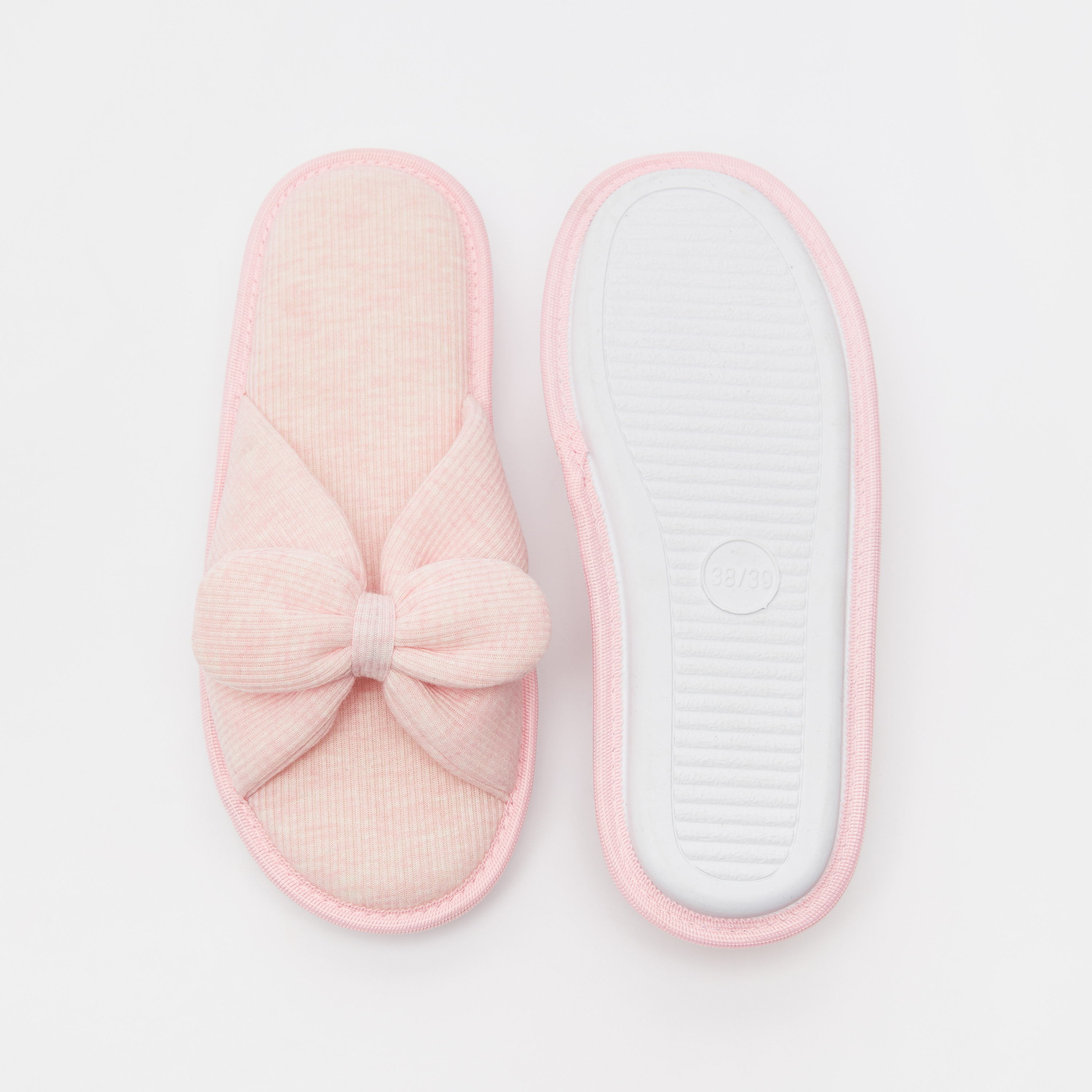 شبشب خفيف مخملي بمقدمة مفتوحة وزينة فيونكة-women-shoes-flipflopsandslides-image-6