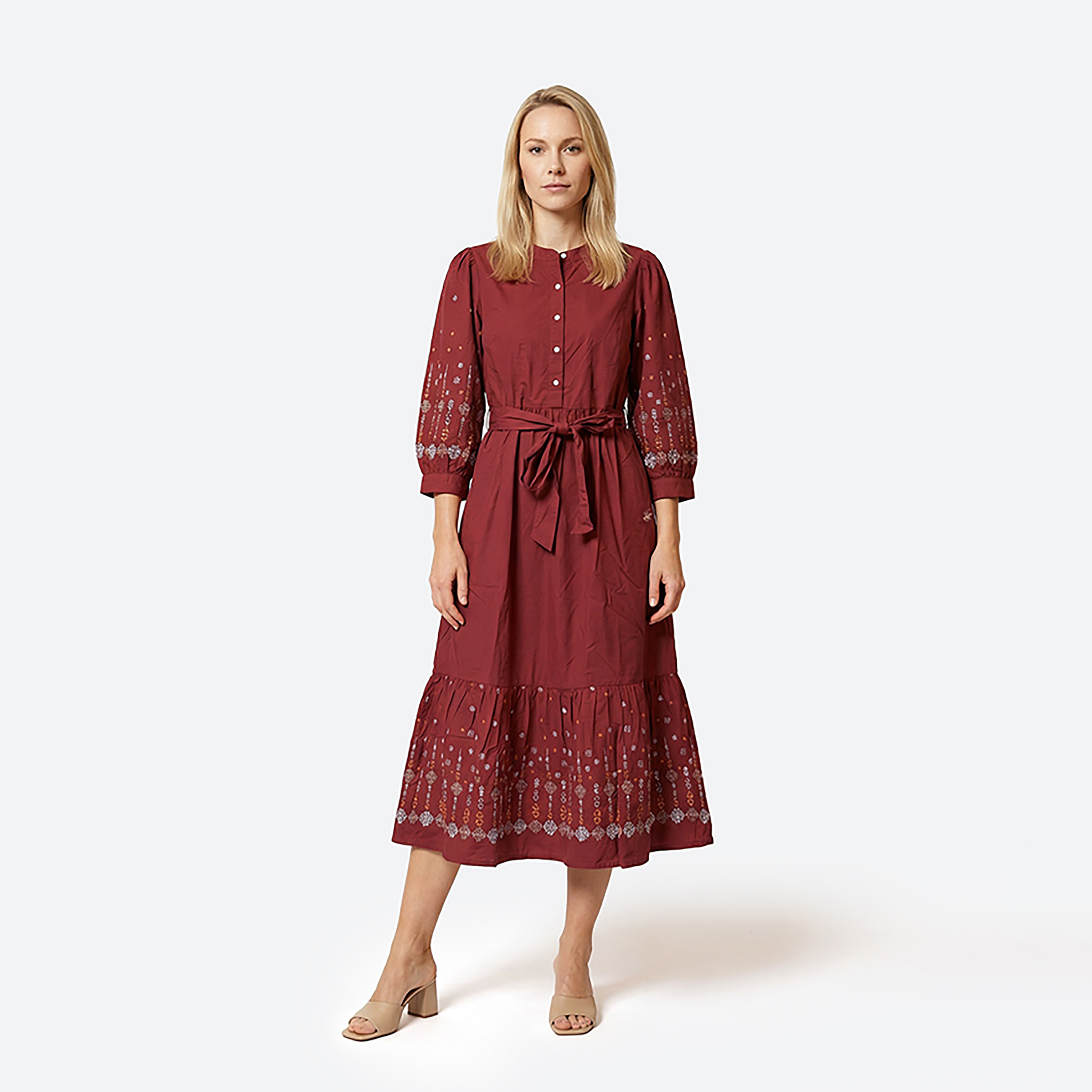 فستان ميدي نسائي لون مارون مطرز بياقة ماندارين (صينية) وحزام من بيفرلي هيلز بولو كلوب-women-clothing-dresses-image-1