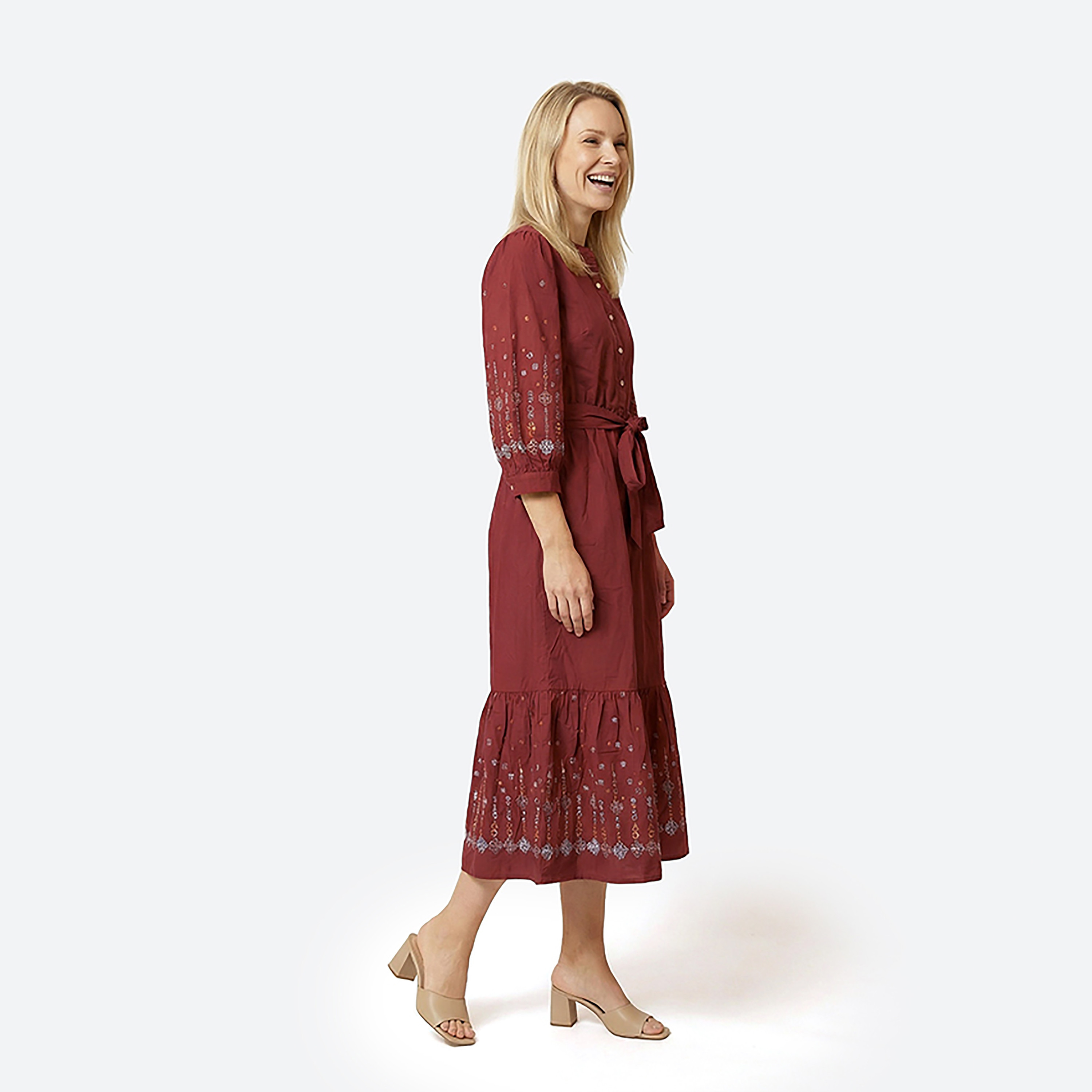 فستان ميدي نسائي لون مارون مطرز بياقة ماندارين (صينية) وحزام من بيفرلي هيلز بولو كلوب-women-clothing-dresses-image-3
