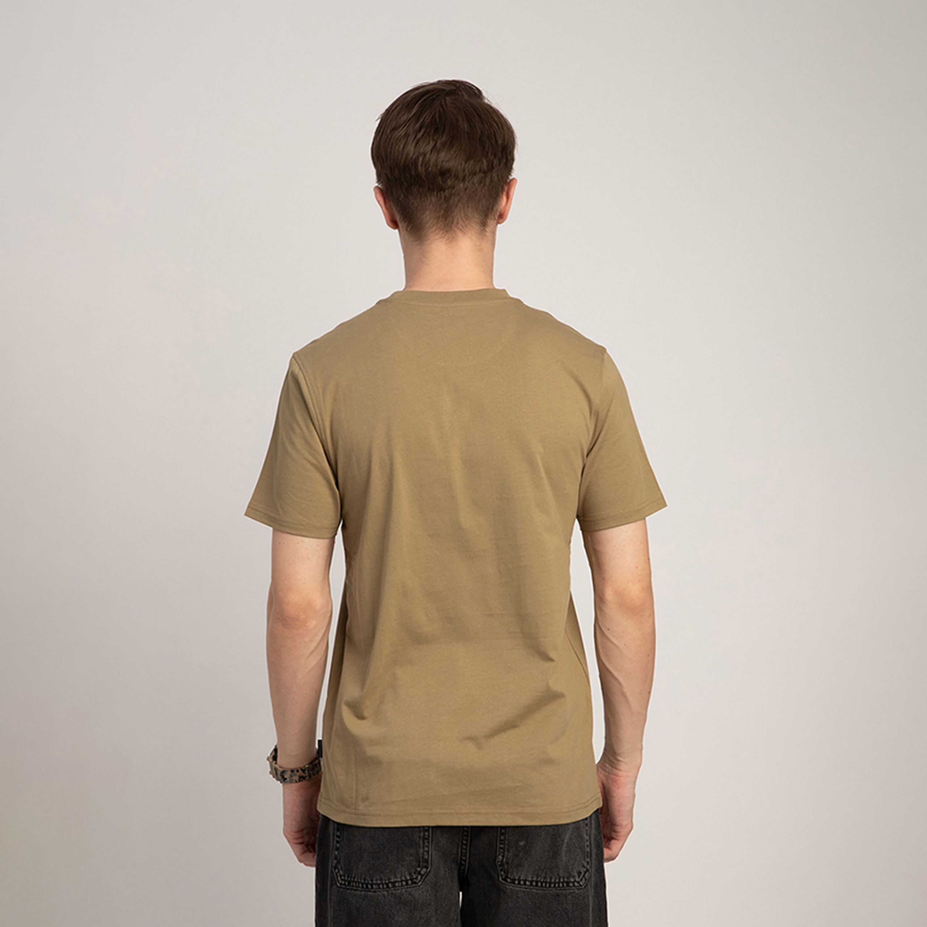بيفرلي هيلز بولو كلوب-  تي شيرت بأكمام قصيرة وياقة مستديرة ومطرّزة-men-clothing-tshirtsandpolos-tshirts-image-4