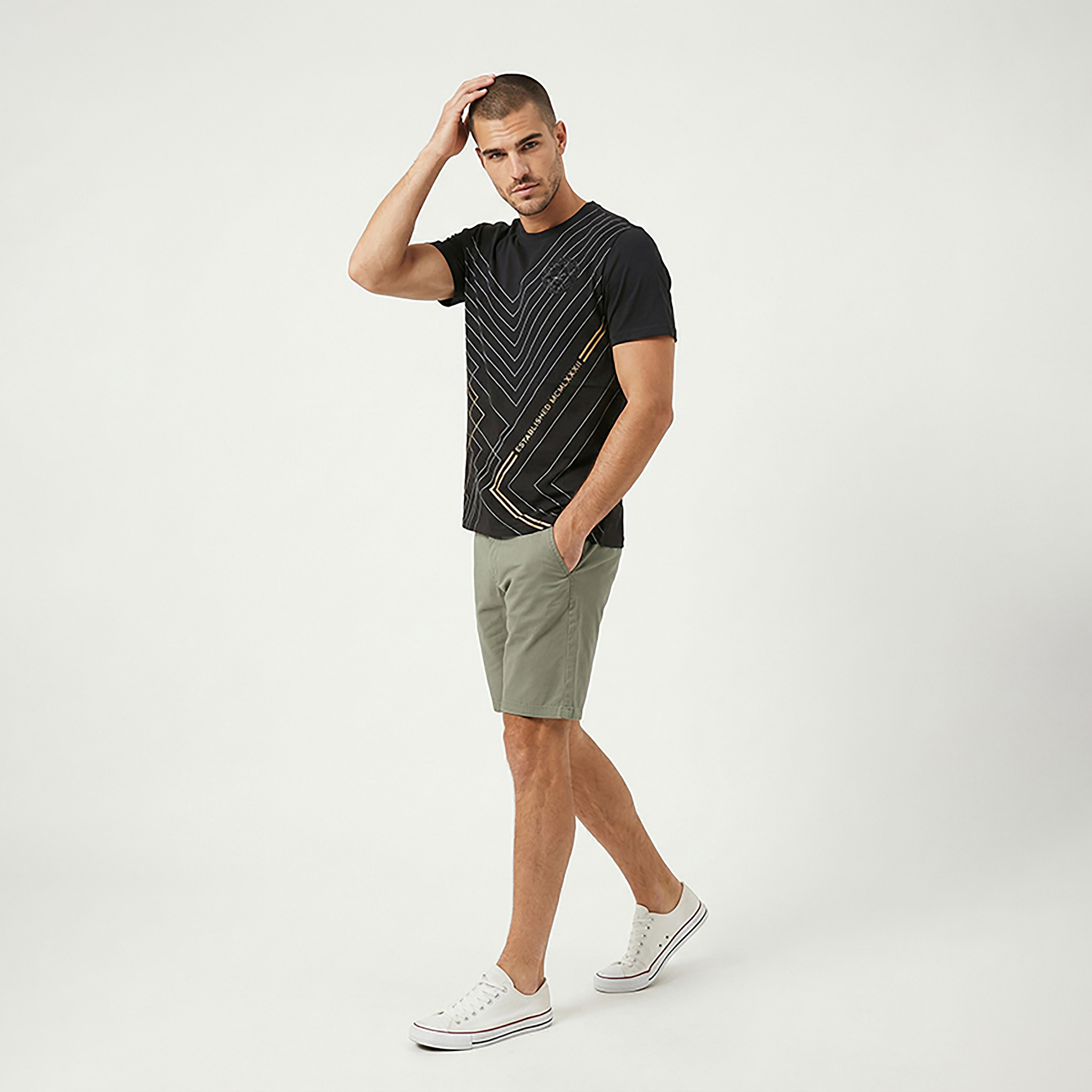 تيشيرت رجالي بأكمام قصيرة ورقبة مستديرة بطبعة هندسية من بيفرلي هيلز بولو كلوب-men-clothing-tshirtsandpolos-tshirts-image-7