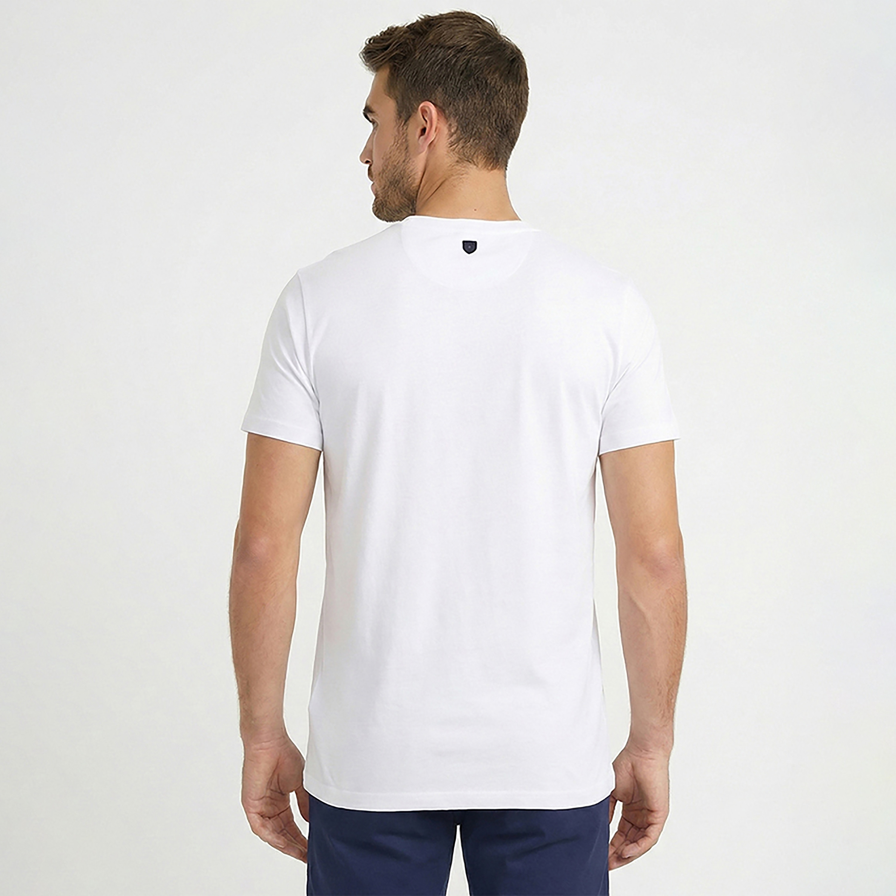 تيشيرت رجالي بأكمام قصيرة ورقبة مستديرة بطبعة هندسية من بيفرلي هيلز بولو كلوب-men-clothing-tshirtsandpolos-tshirts-image-12
