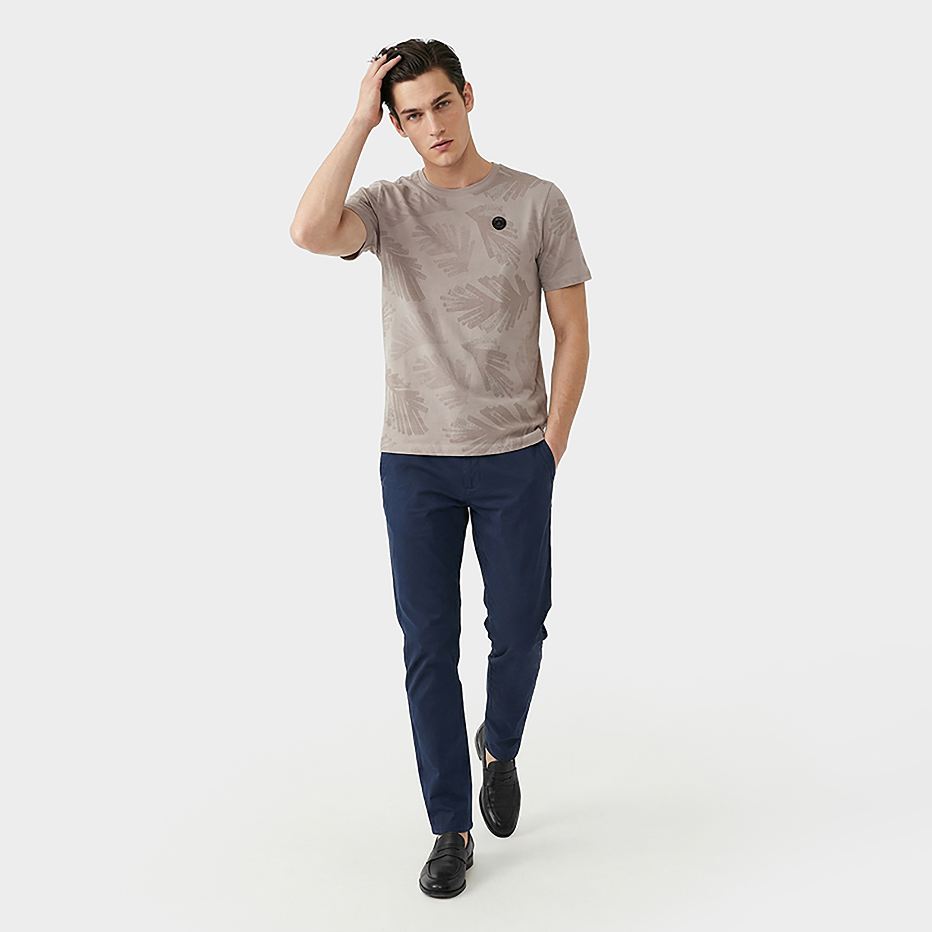تيشيرت رجالي بأكمام قصيرة ورقبة مستديرة بطبعة استوائية من بيفرلي هيلز بولو كلوب-men-clothing-tshirtsandpolos-tshirts-image-7