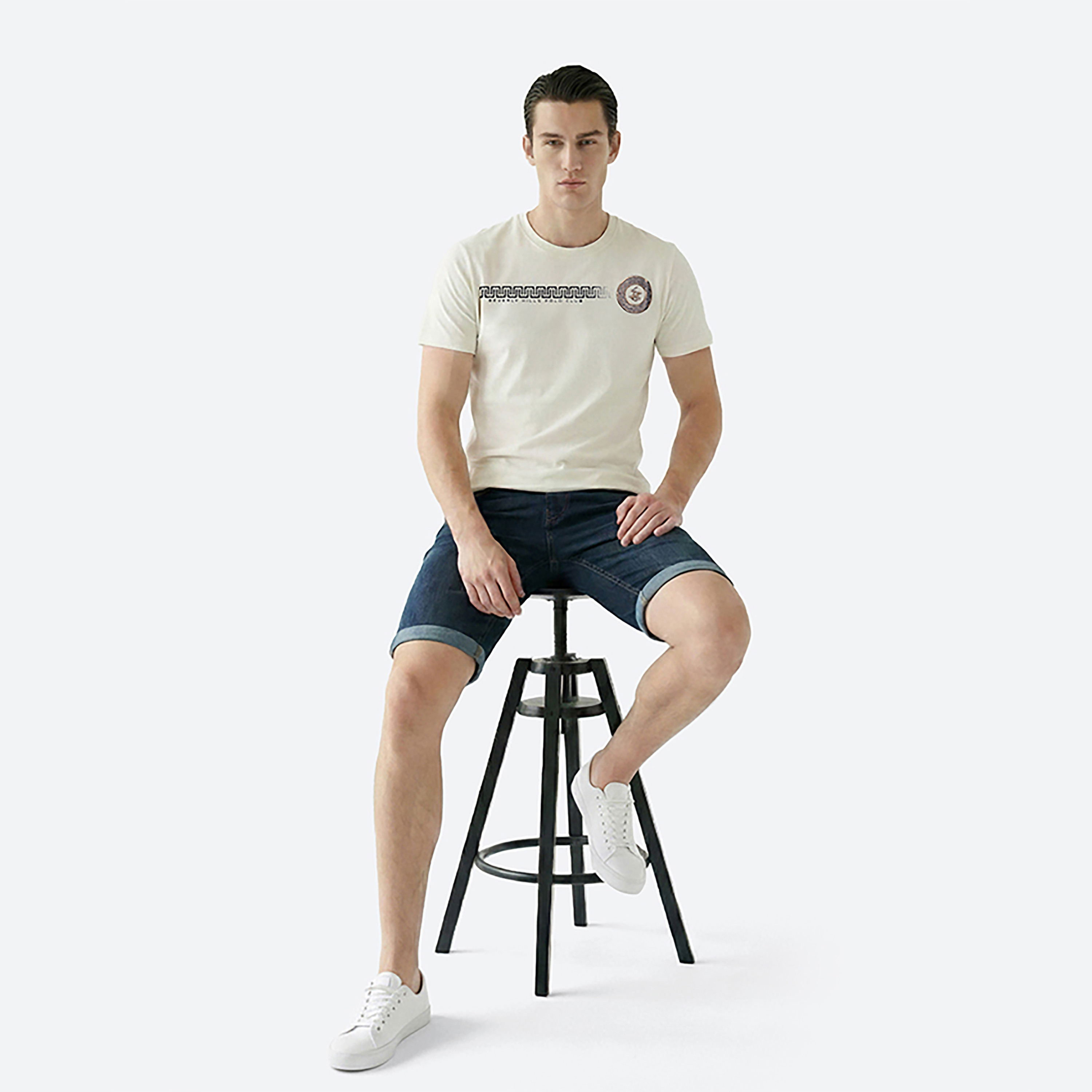 تي شيرت رجالي بأكمام قصيرة وياقة دائرية ومطبوع من بيفرلي هيلز بولو كلوب-men-clothing-tshirtsandpolos-tshirts-image-2