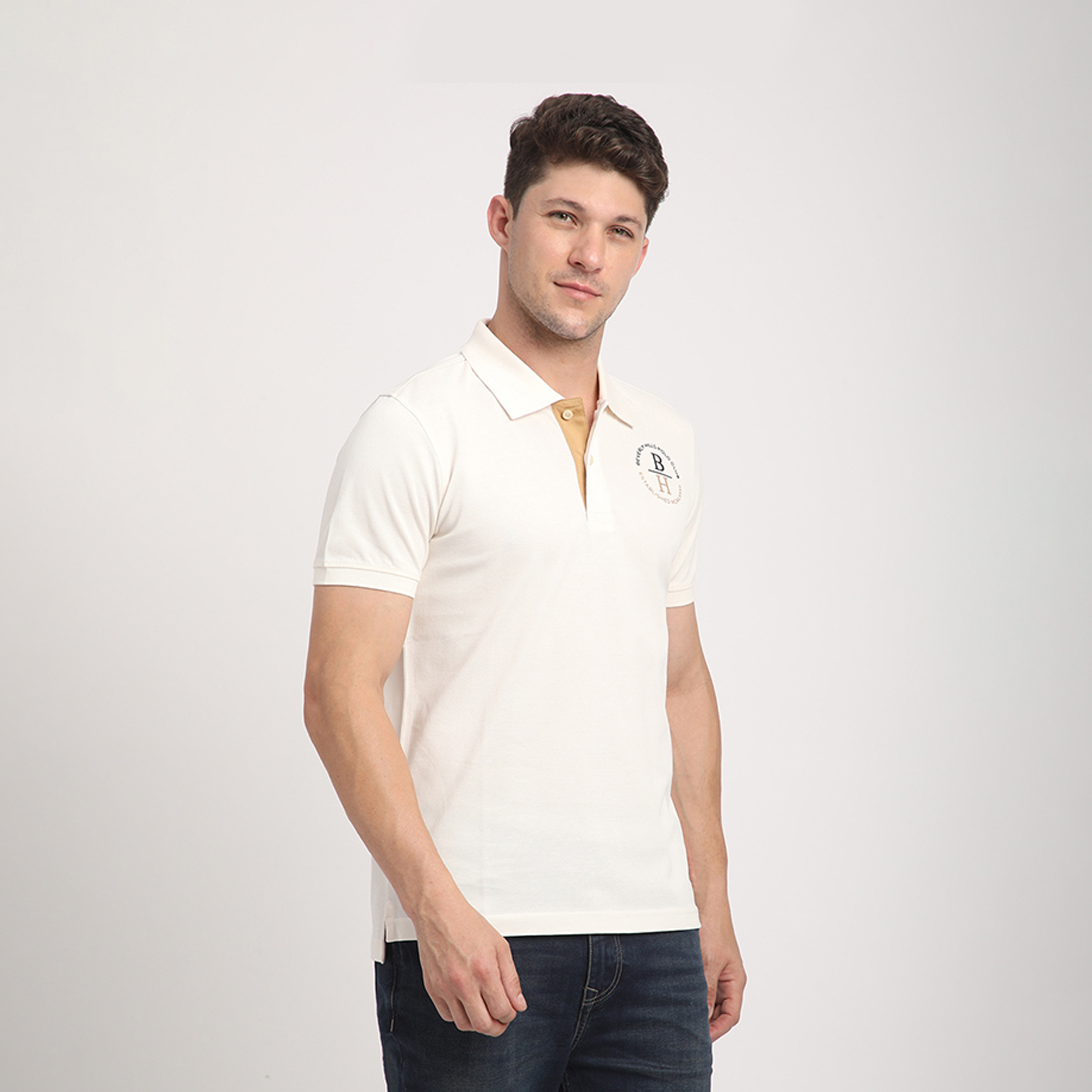 بيفرل هيلز بولو كلوب- تي شيرت بولو بأكمام قصيرة وياقة بشعار-men-clothing-tshirtsandpolos-polos-image-3
