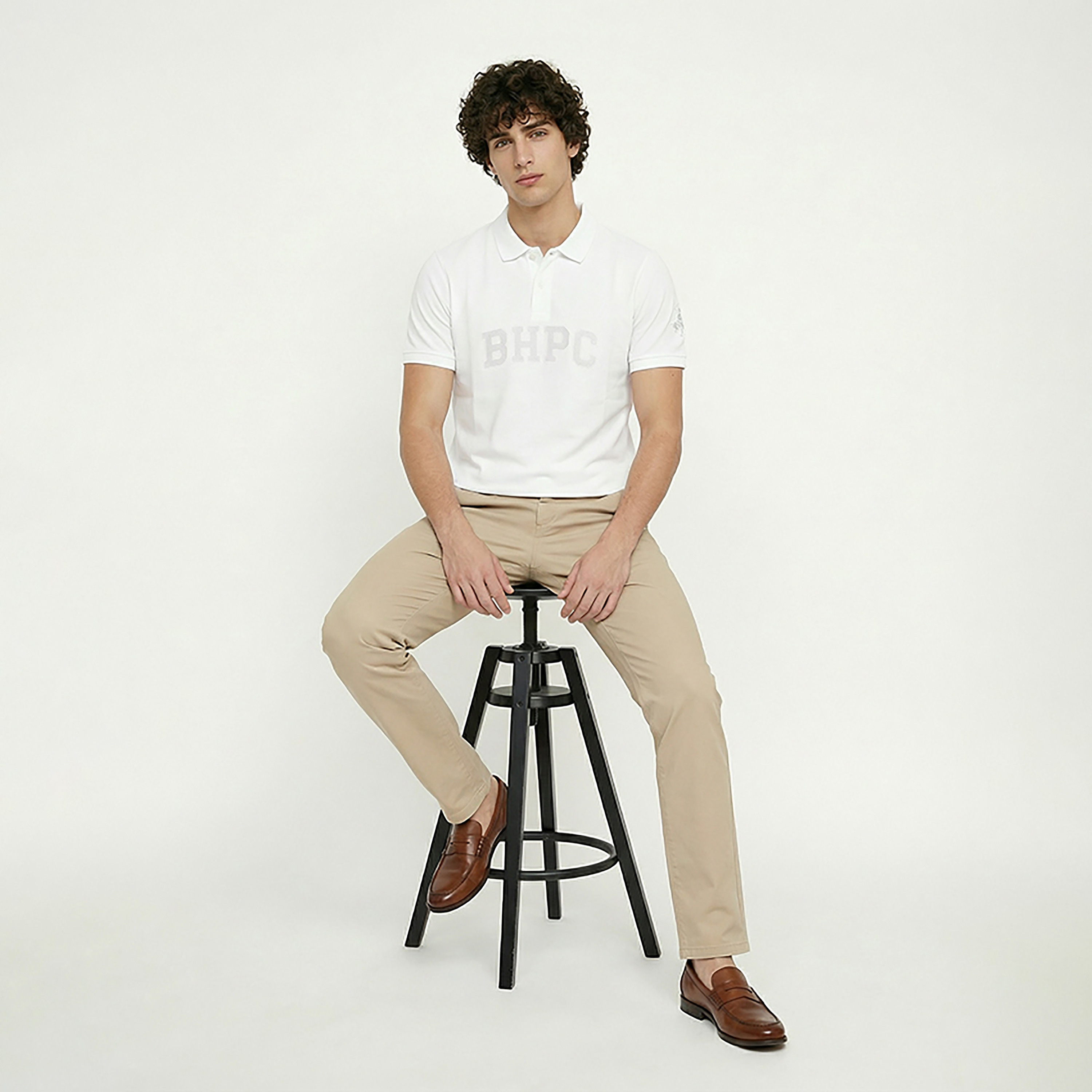 تي شيرت بولو رجالي بأكمام قصيرة وياقة مطرزة بشعار من بيفرلي هيلز بولو كلوب-men-clothing-tshirtsandpolos-polos-image-2