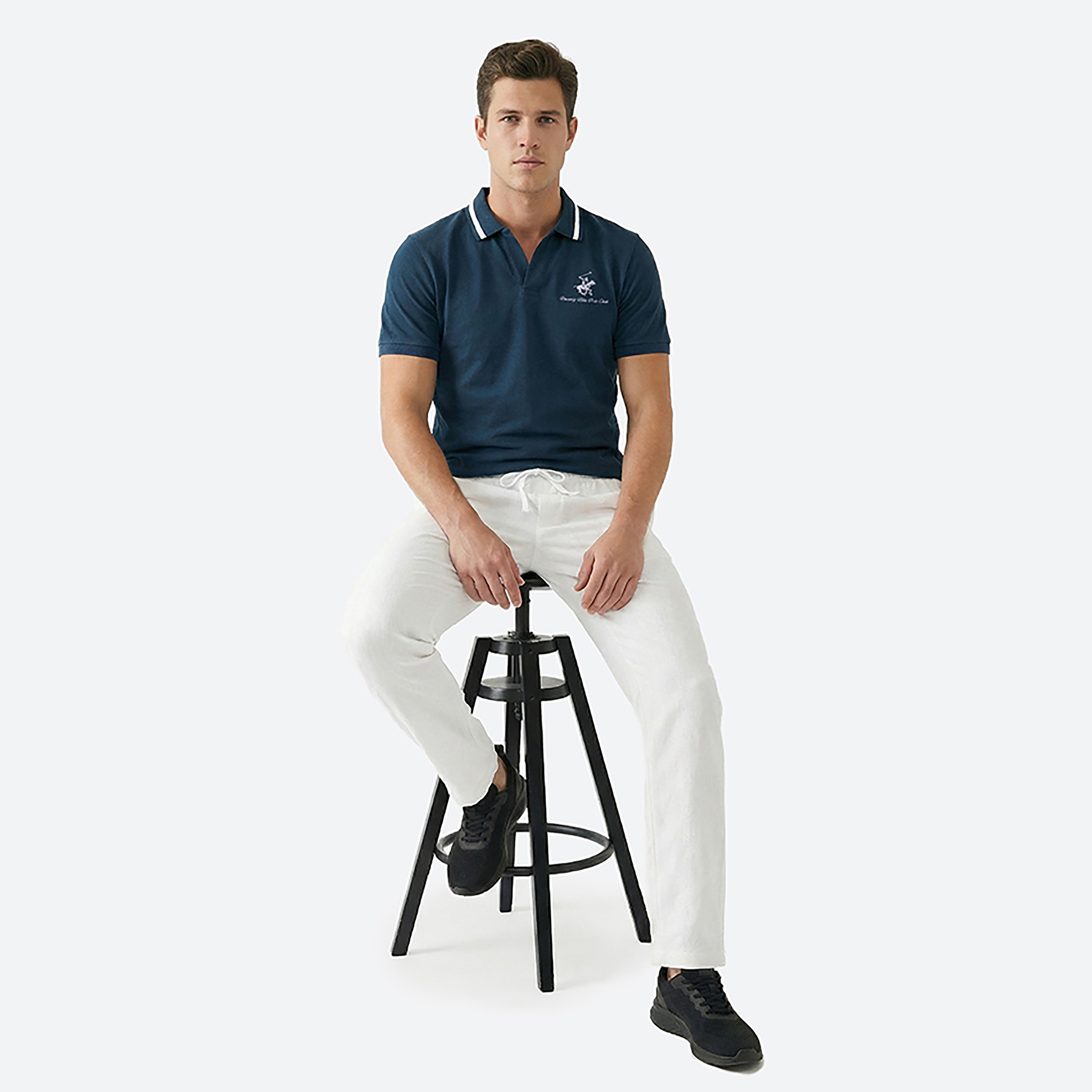 تيشيرت بولو رجالي سادة بأكمام قصيرة وياقة متباينة اللون من بيفرلي هيلز بولو كلوب-men-clothing-tshirtsandpolos-polos-image-2