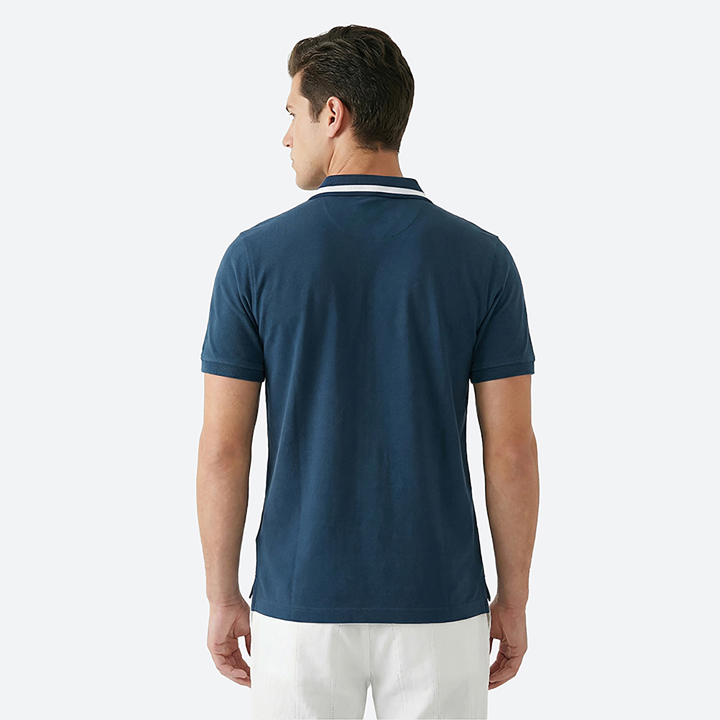 تيشيرت بولو رجالي سادة بأكمام قصيرة وياقة متباينة اللون من بيفرلي هيلز بولو كلوب-men-clothing-tshirtsandpolos-polos-image-4