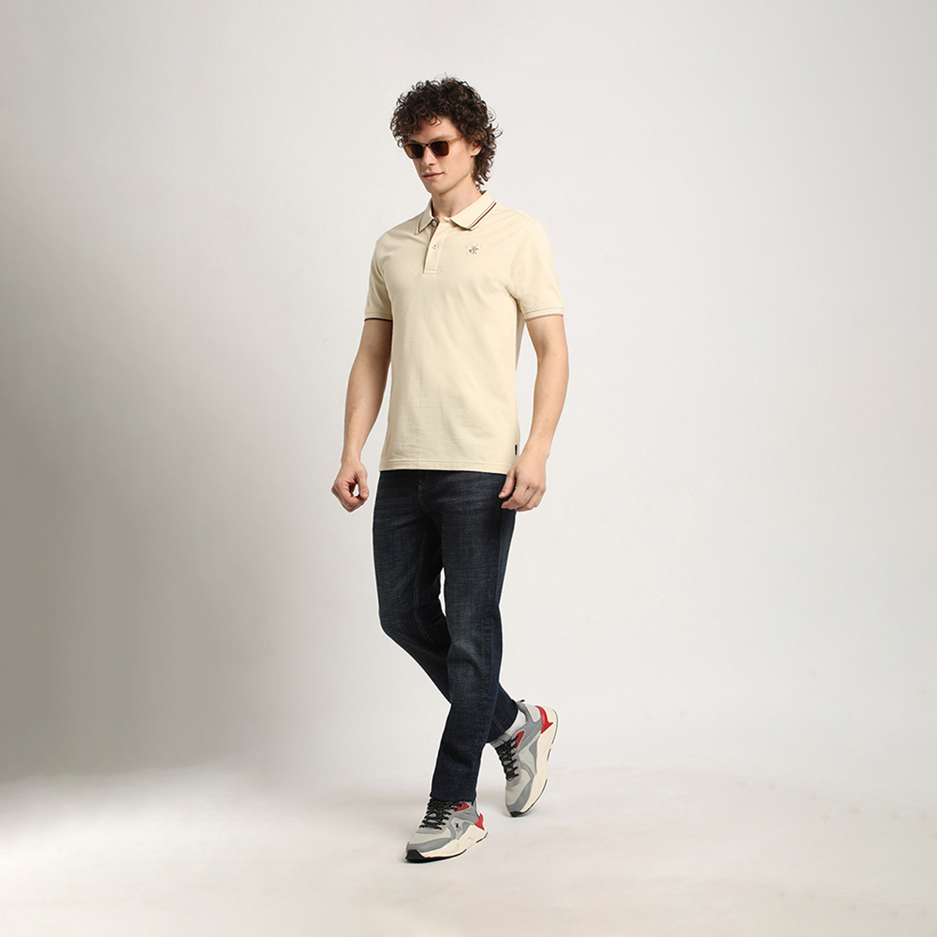 بيفرلي هيلز بولو كلوب-  قميص بولو رجالي سادة بأكمام قصيرة وياقة-men-clothing-tshirtsandpolos-tshirts-image-4
