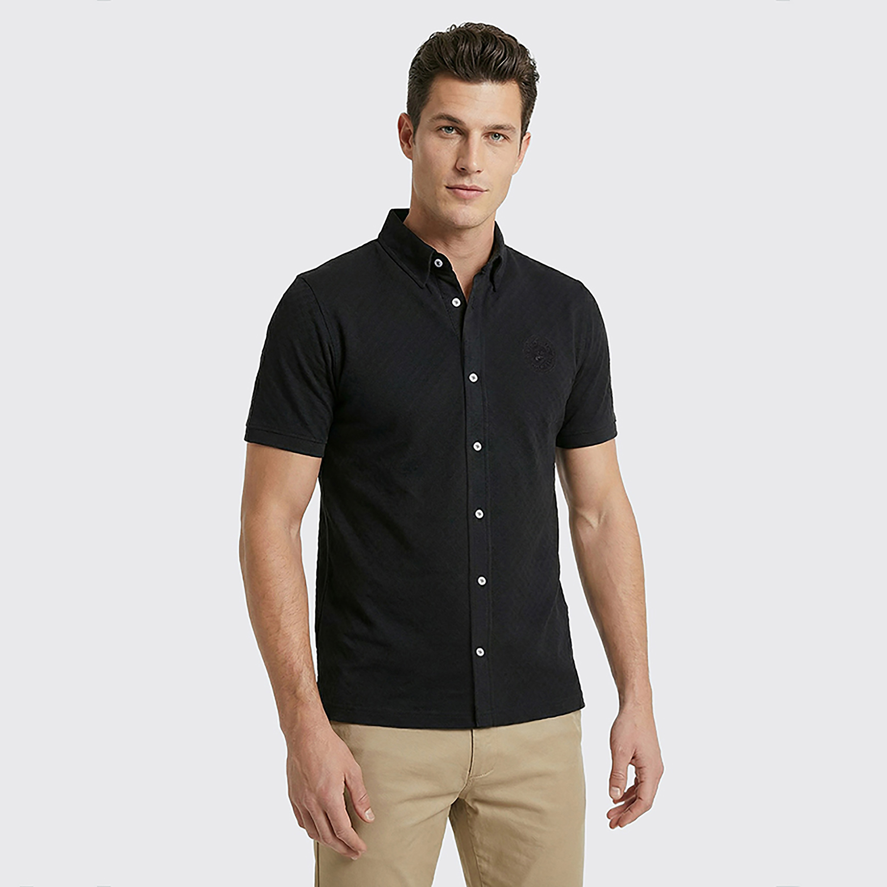 قميص رجالي بأكمام قصيرة وياقة كلاسيكية وقماش بارز من بيفرلي هيلز بولو كلوب-men-clothing-shirts-image-1