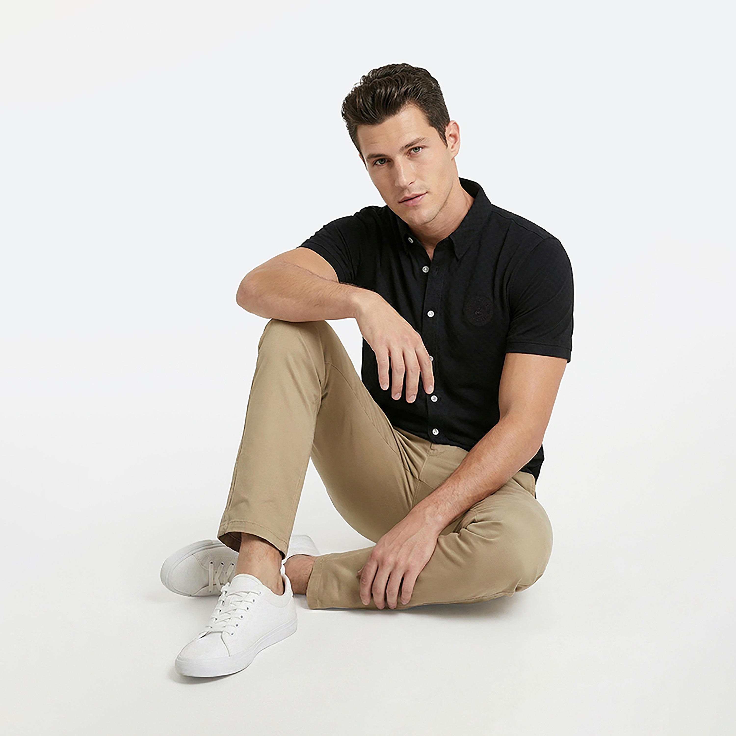 قميص رجالي بأكمام قصيرة وياقة كلاسيكية وقماش بارز من بيفرلي هيلز بولو كلوب-men-clothing-shirts-image-2