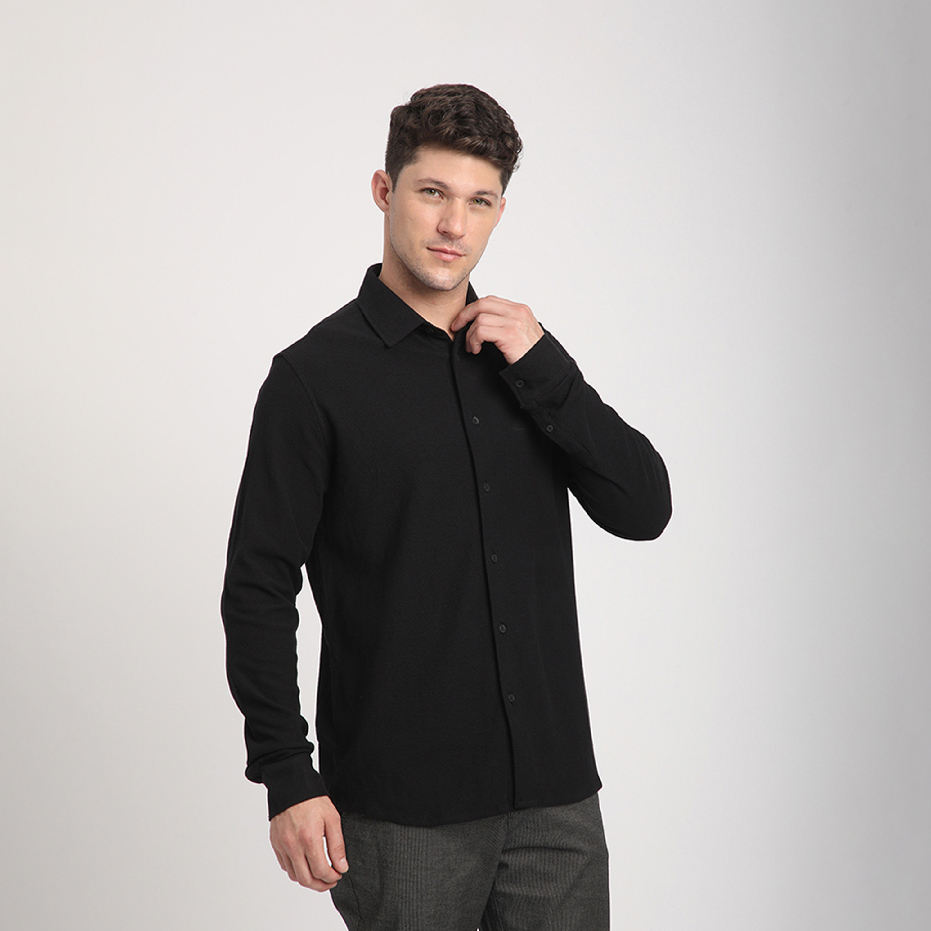 بيفرلي هيلز بولو كلوب-  تي شيرت بأكمام طويلة وياقة وشعار بقصّة عادية-men-clothing-shirts-image-3
