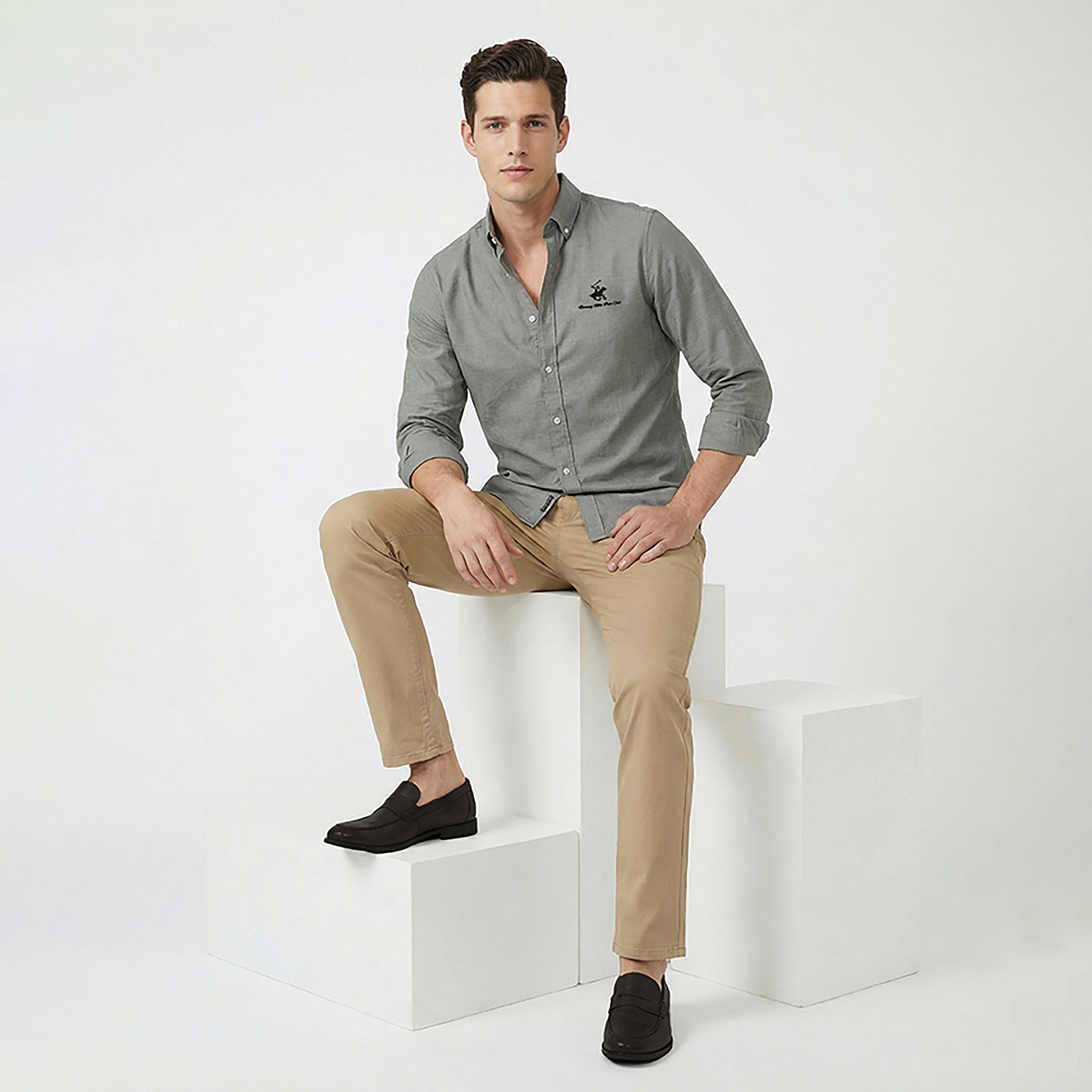 قميص رجالي بقصّة عادية سادة وأزرار وأكمام طويلة من بيفرلي هيلز بولو كلوب-men-clothing-shirts-image-2