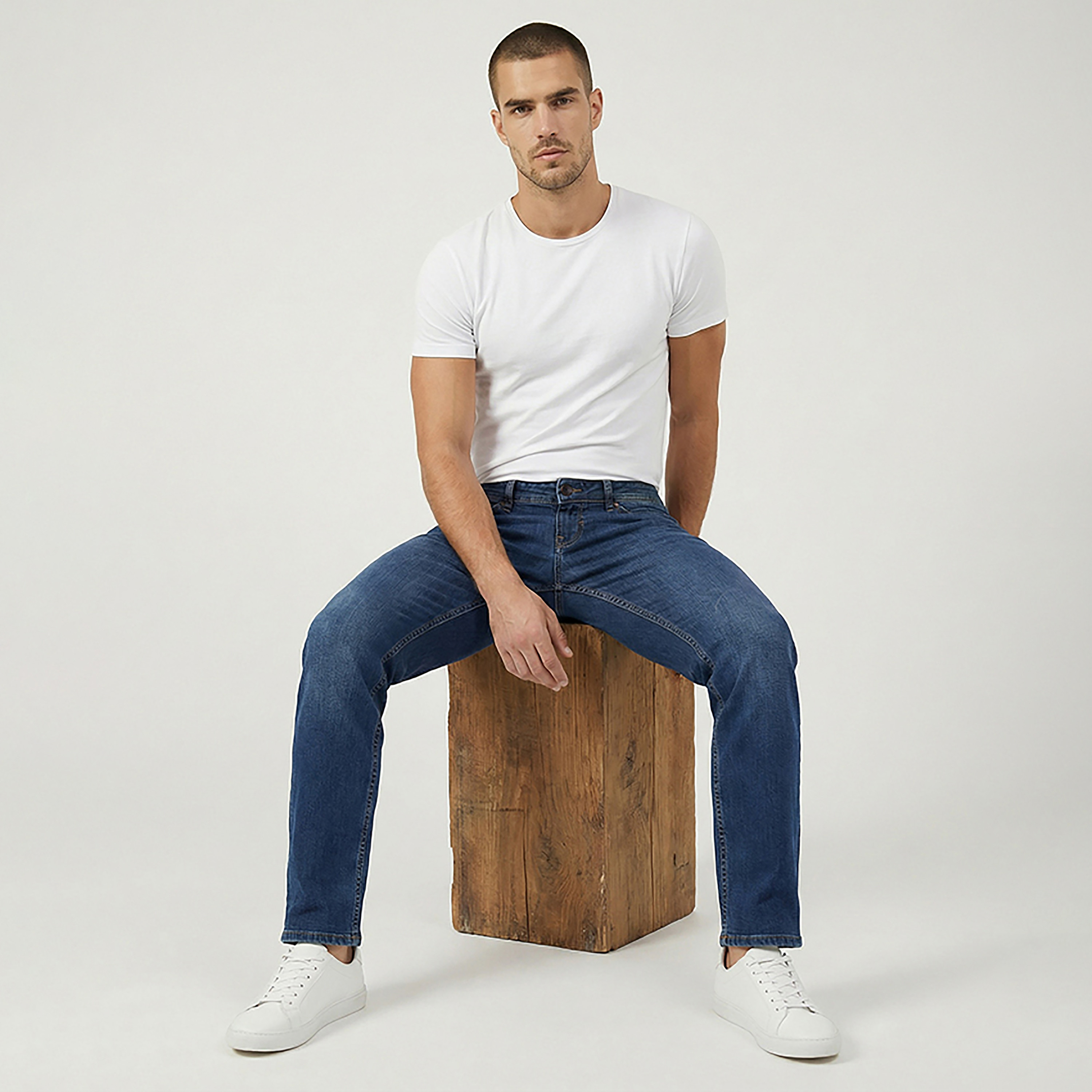 بنطلون جينز رجالي قصة "سكيني" بـ 5 جيوب وخصر متوسط من بيفرلي هيلز بولو كلوب-men-clothing-bottoms-jeans-image-2