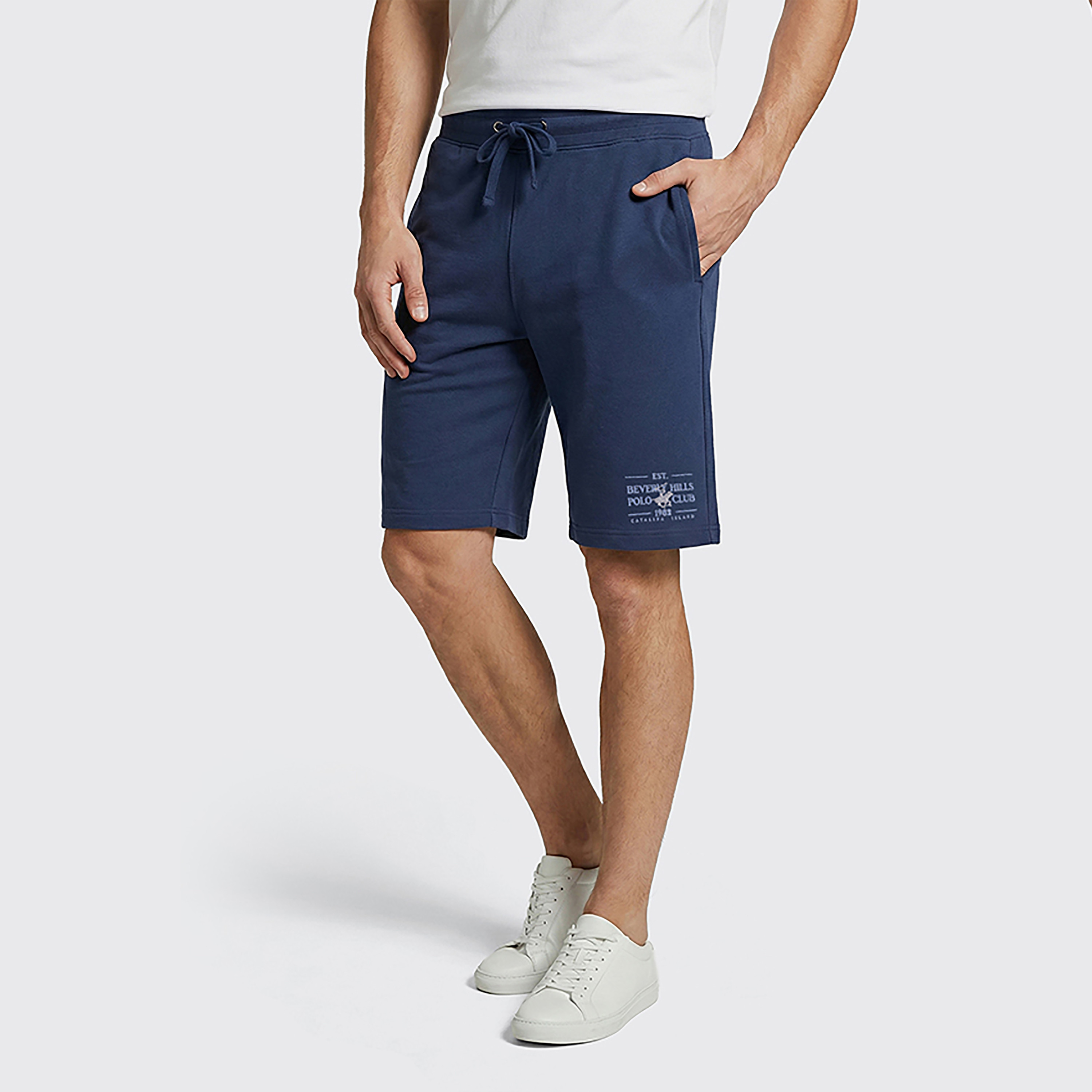 شورت رجالي سادة بخصر متوسط ورباط شد من بيفرلي هيلز بولو كلوب-men-clothing-bottoms-shorts-image-1