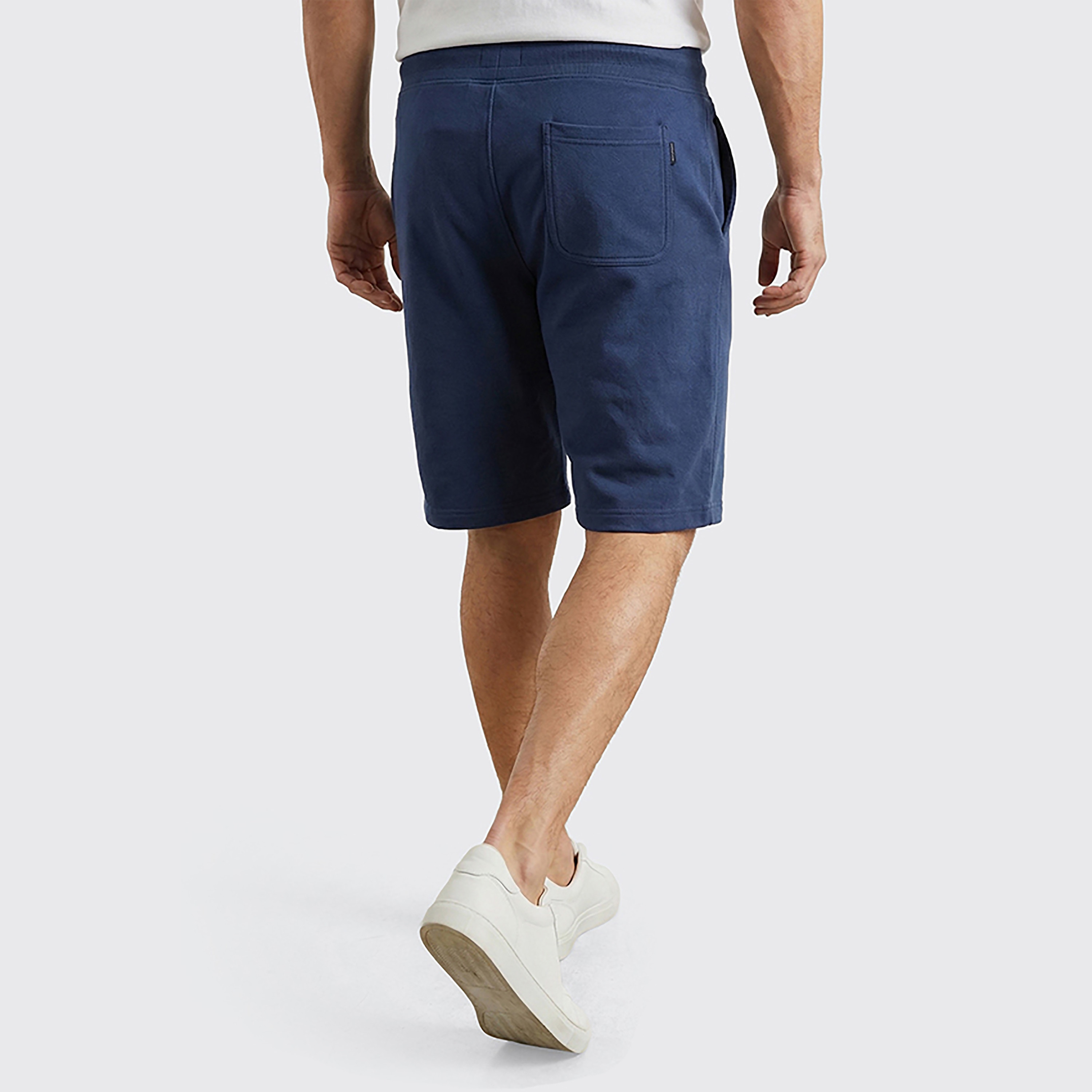 شورت رجالي سادة بخصر متوسط ورباط شد من بيفرلي هيلز بولو كلوب-men-clothing-bottoms-shorts-image-4