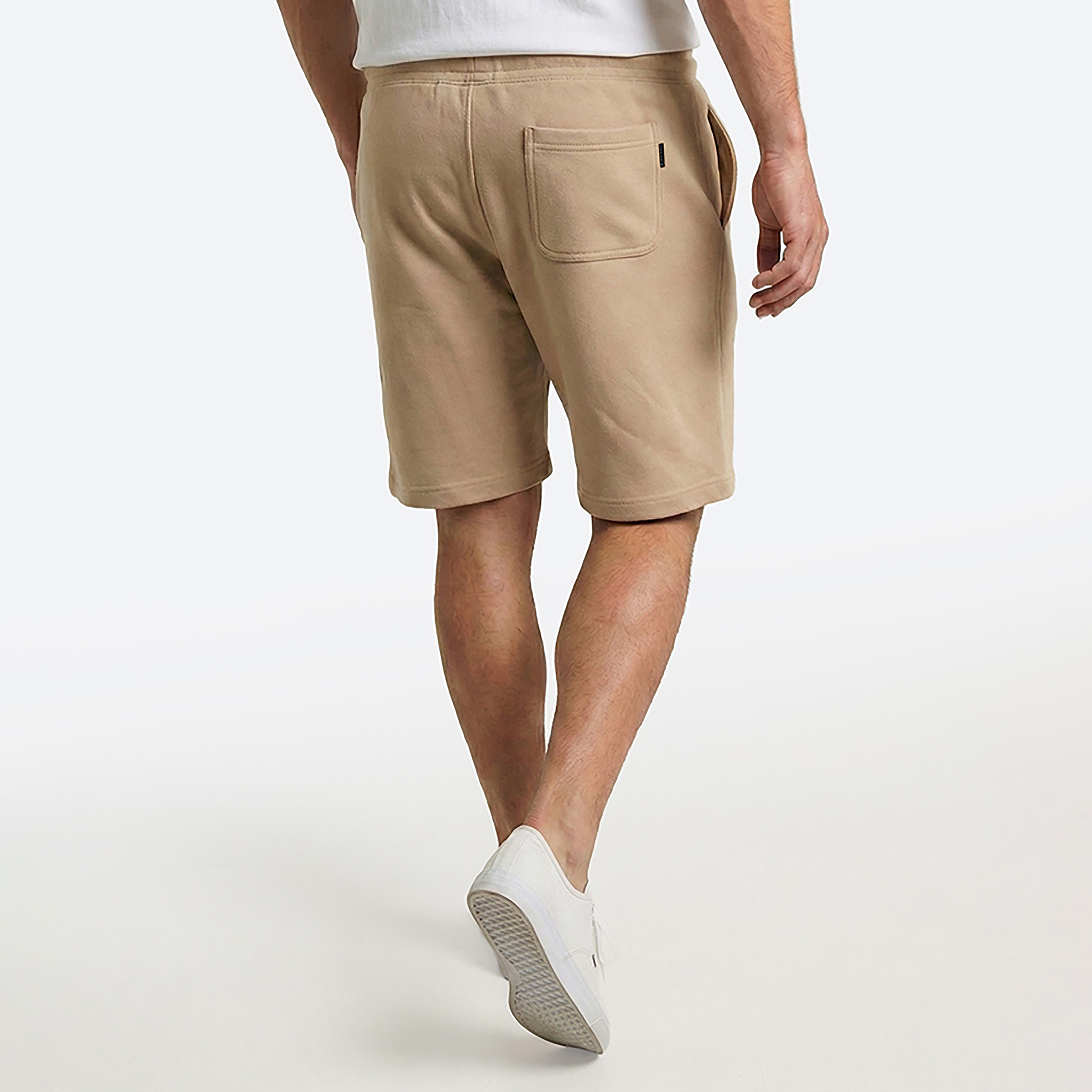 شورت رجالي سادة بخصر متوسط ورباط شد من بيفرلي هيلز بولو كلوب-men-clothing-bottoms-shorts-image-8