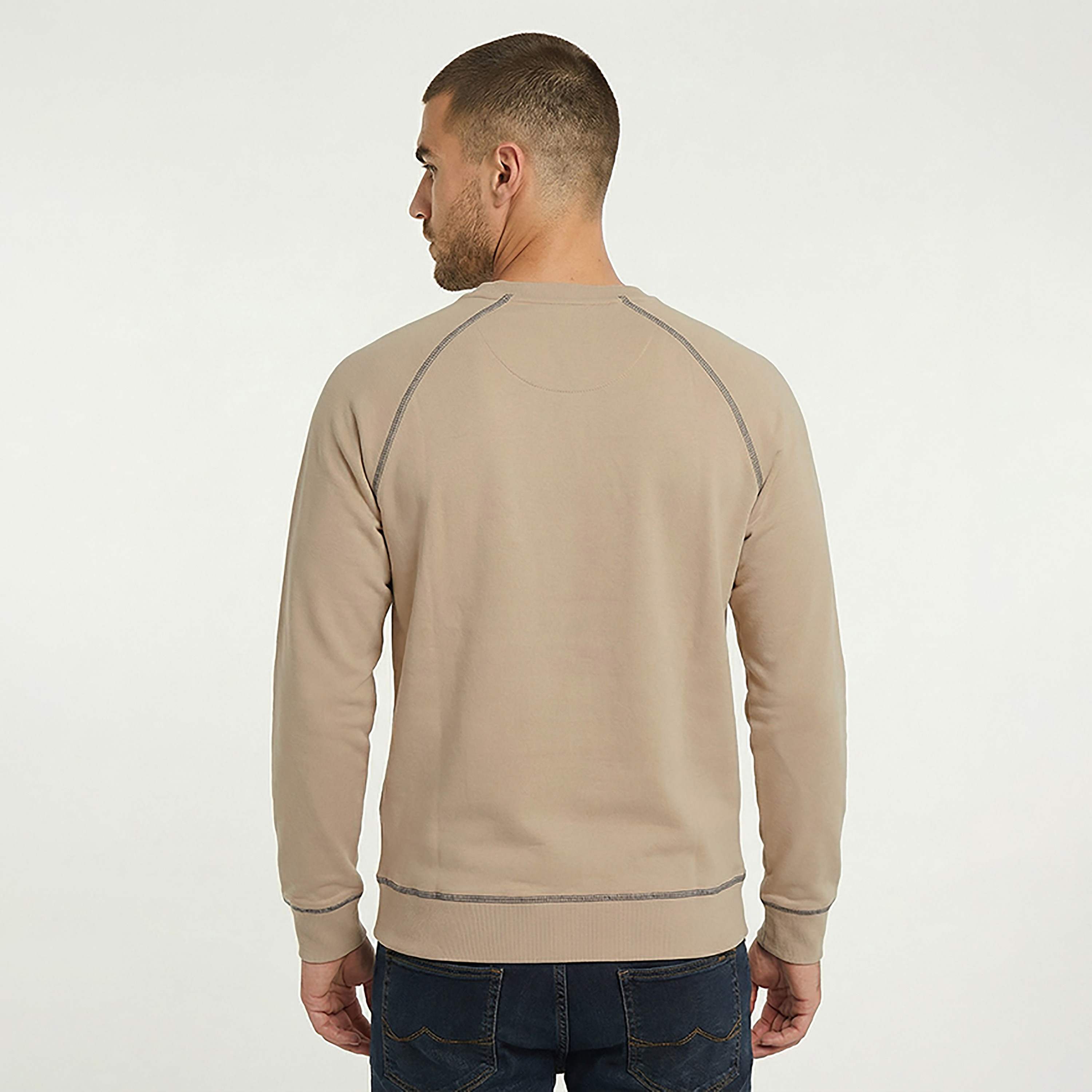 سويت شيرت رجالي مطبوع بياقة دائرية وأكمام طويلة من بيفرلي هيلز بولو كلوب-men-winterwear-hoodiesandsweatshirts-image-8