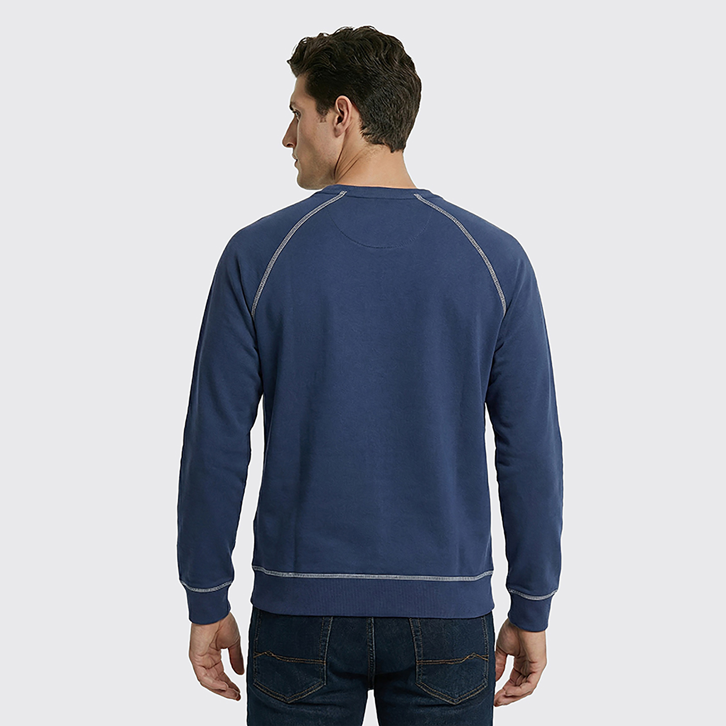 سويت شيرت رجالي مطبوع بياقة دائرية وأكمام طويلة من بيفرلي هيلز بولو كلوب-men-winterwear-hoodiesandsweatshirts-image-4