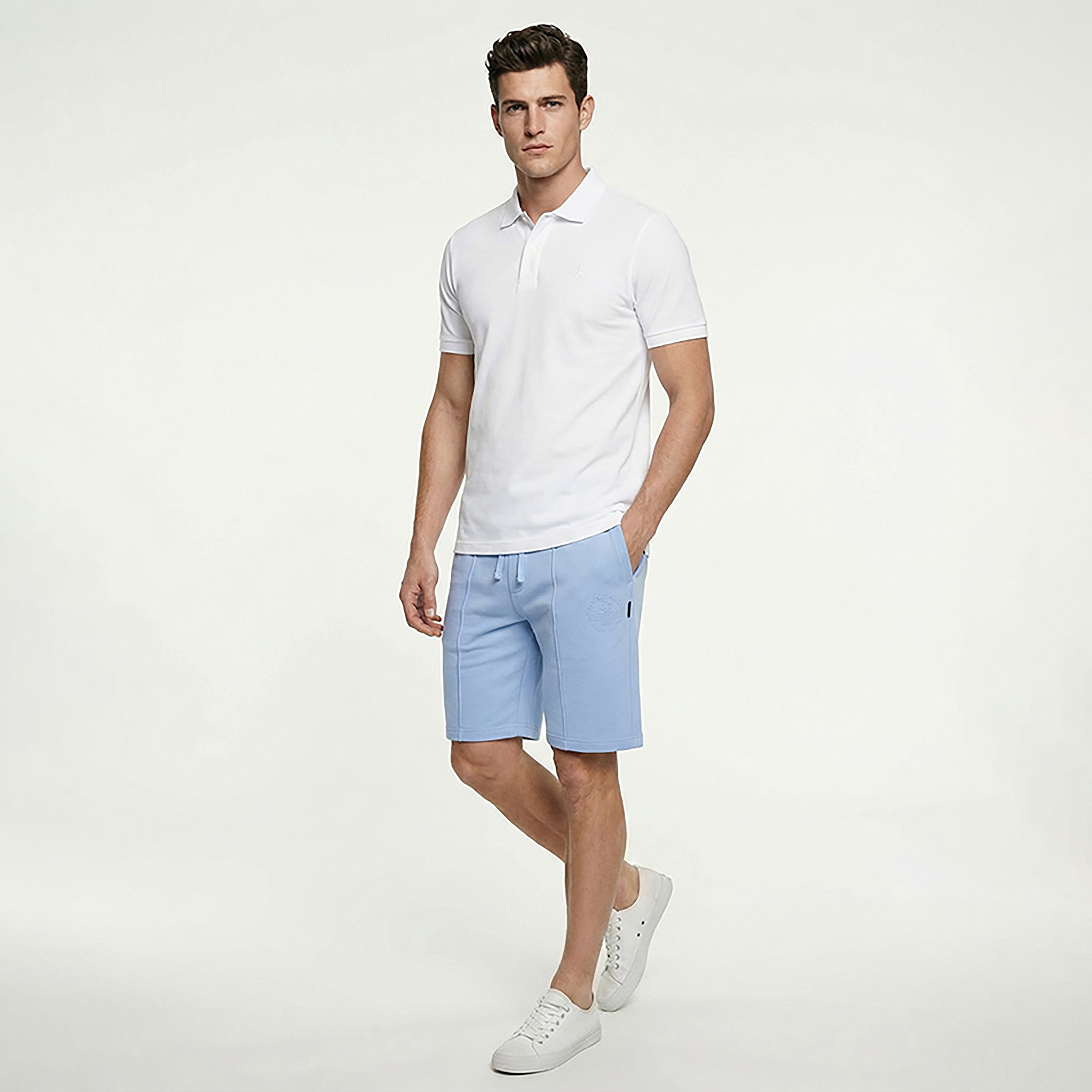شورت رجالي سادة بخصر متوسط ورباط شد من بيفرلي هيلز بولو كلوب-men-clothing-bottoms-shorts-image-3