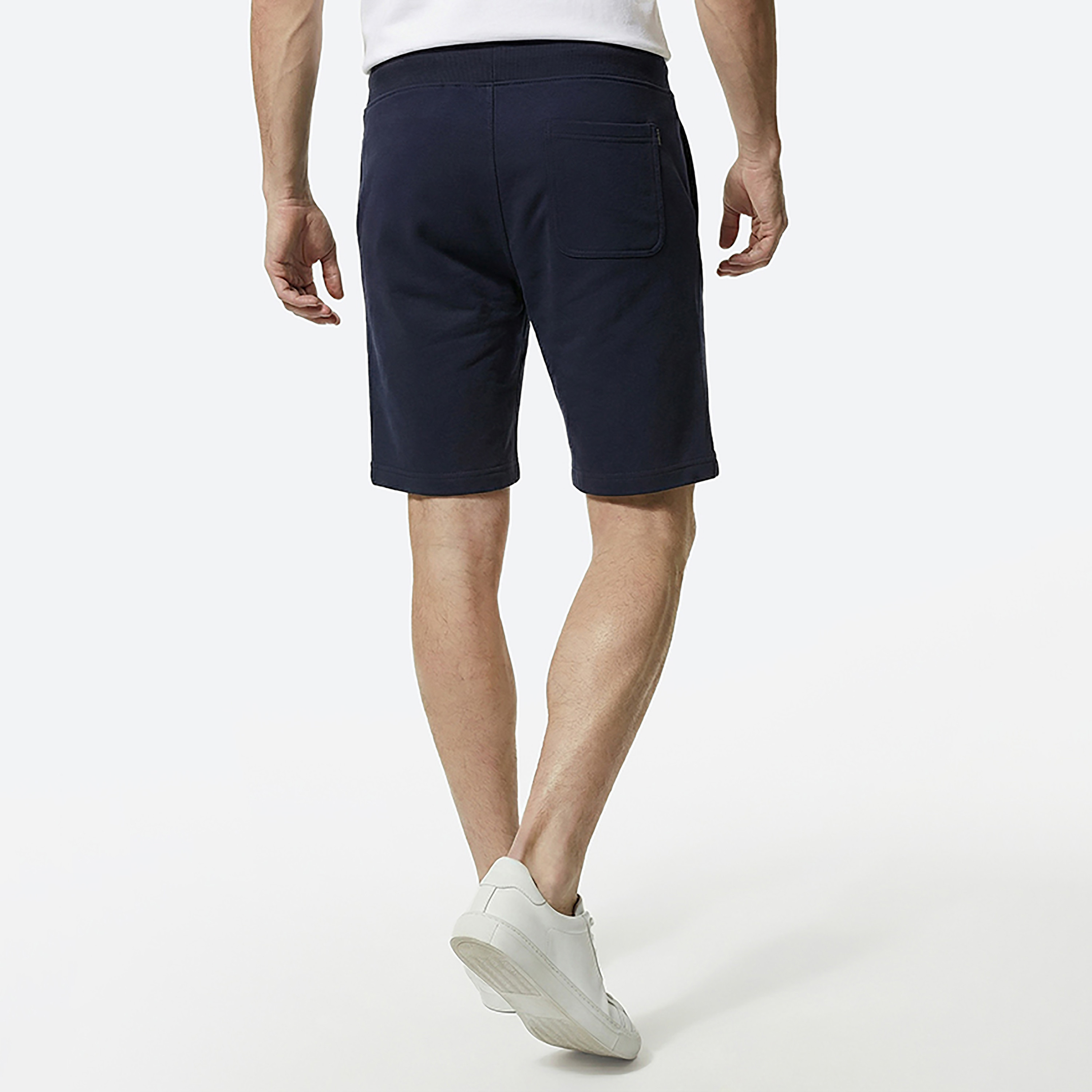 شورت رجالي سادة بخصر متوسط ورباط شد من بيفرلي هيلز بولو كلوب-men-clothing-bottoms-shorts-image-4