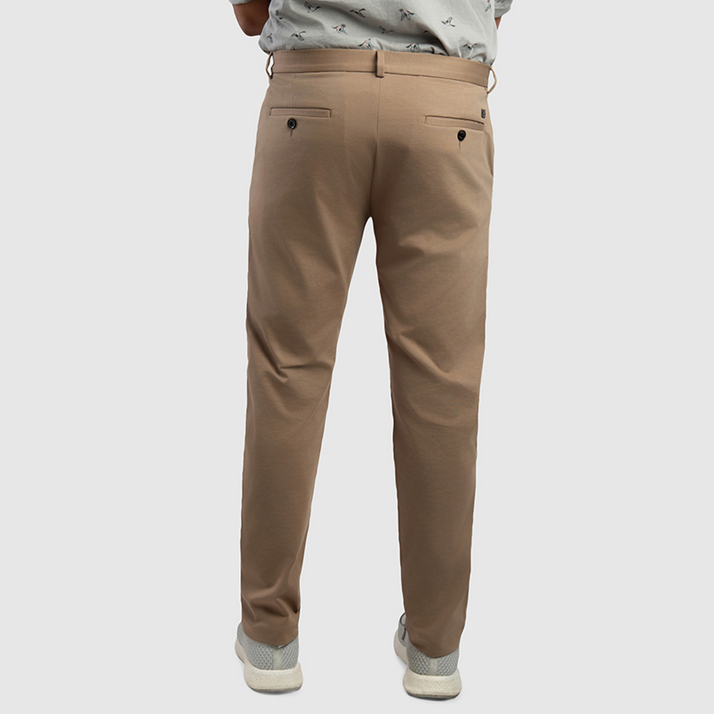 بنطال تشينو رجالي بقصة ضيقة وخصر متوسط من بيفرلي هيلز بولو كلوب-men-clothing-bottoms-trousersandchinos-chinos-image-12