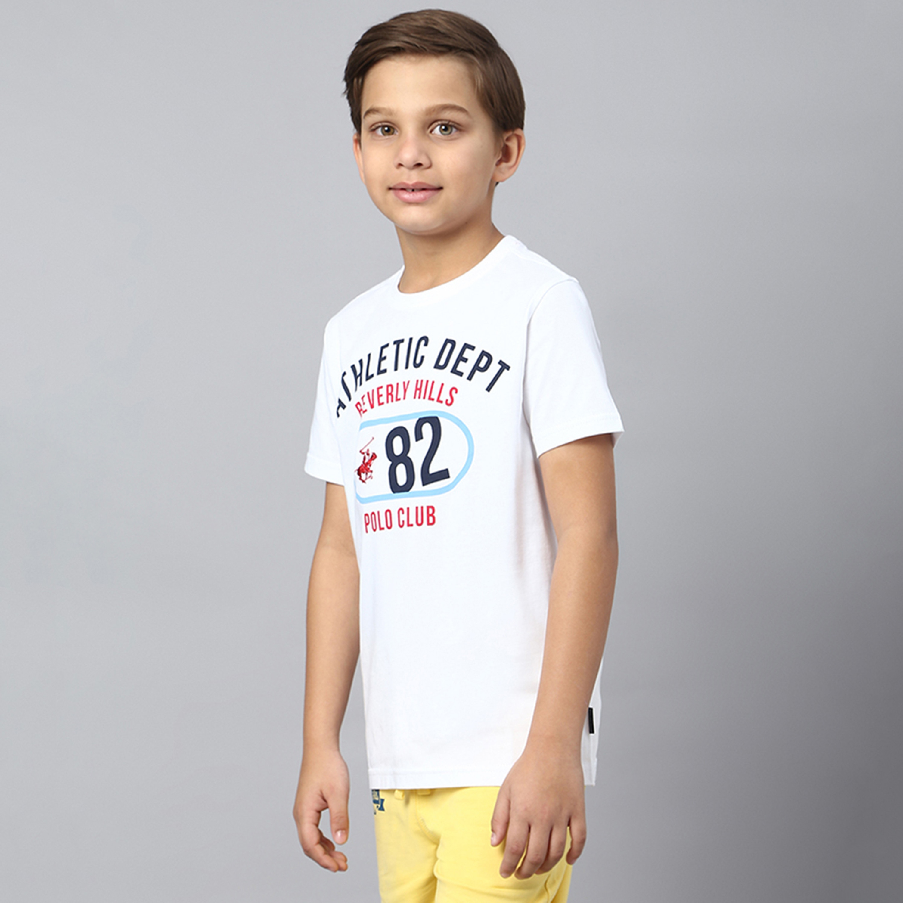 تيشيرت بياقة ضيقة وطبعات تايبوجرافيك من بيفرلي هيلز بولو كلوب-boys-clothing-tshirtsandpolos-image-7