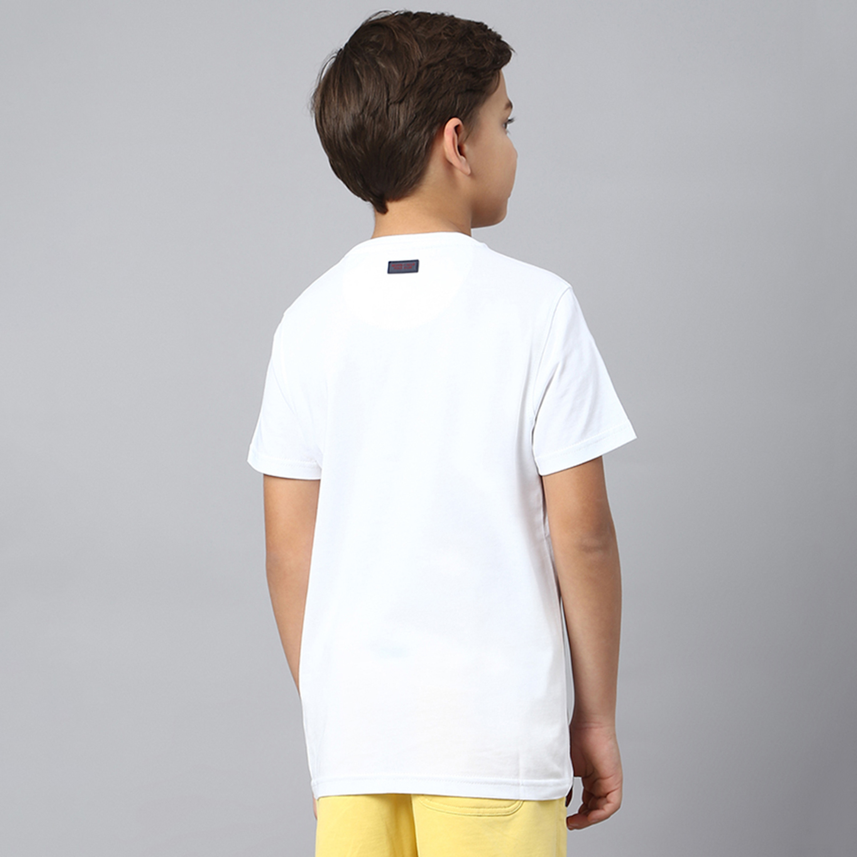 تيشيرت بياقة ضيقة وطبعات تايبوجرافيك من بيفرلي هيلز بولو كلوب-boys-clothing-tshirtsandpolos-image-9