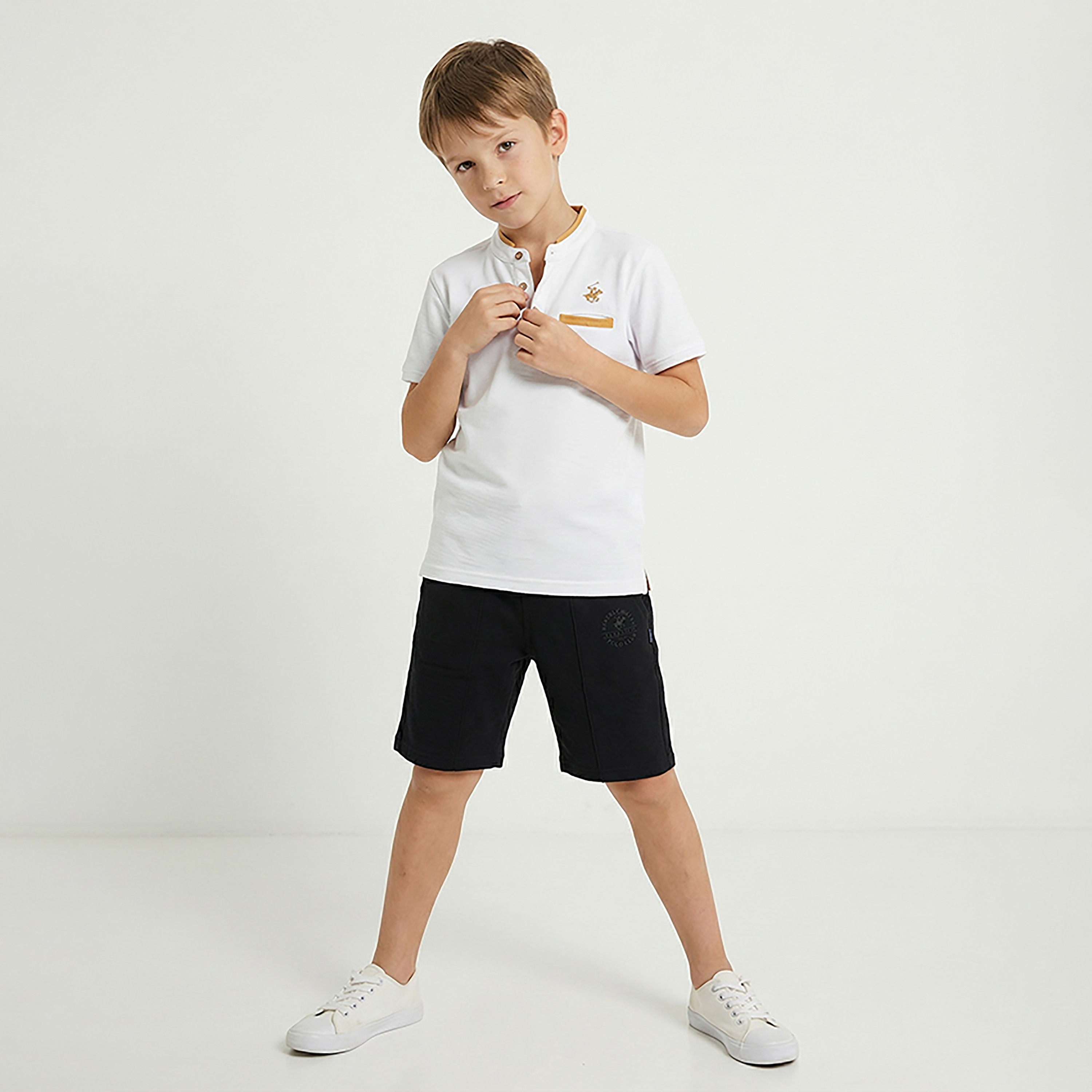 شورت سادة بخصر مرن ورباط من بيفرلي هيلز بولو كلوب-baby-boys-clothing-bottoms-shorts-image-2